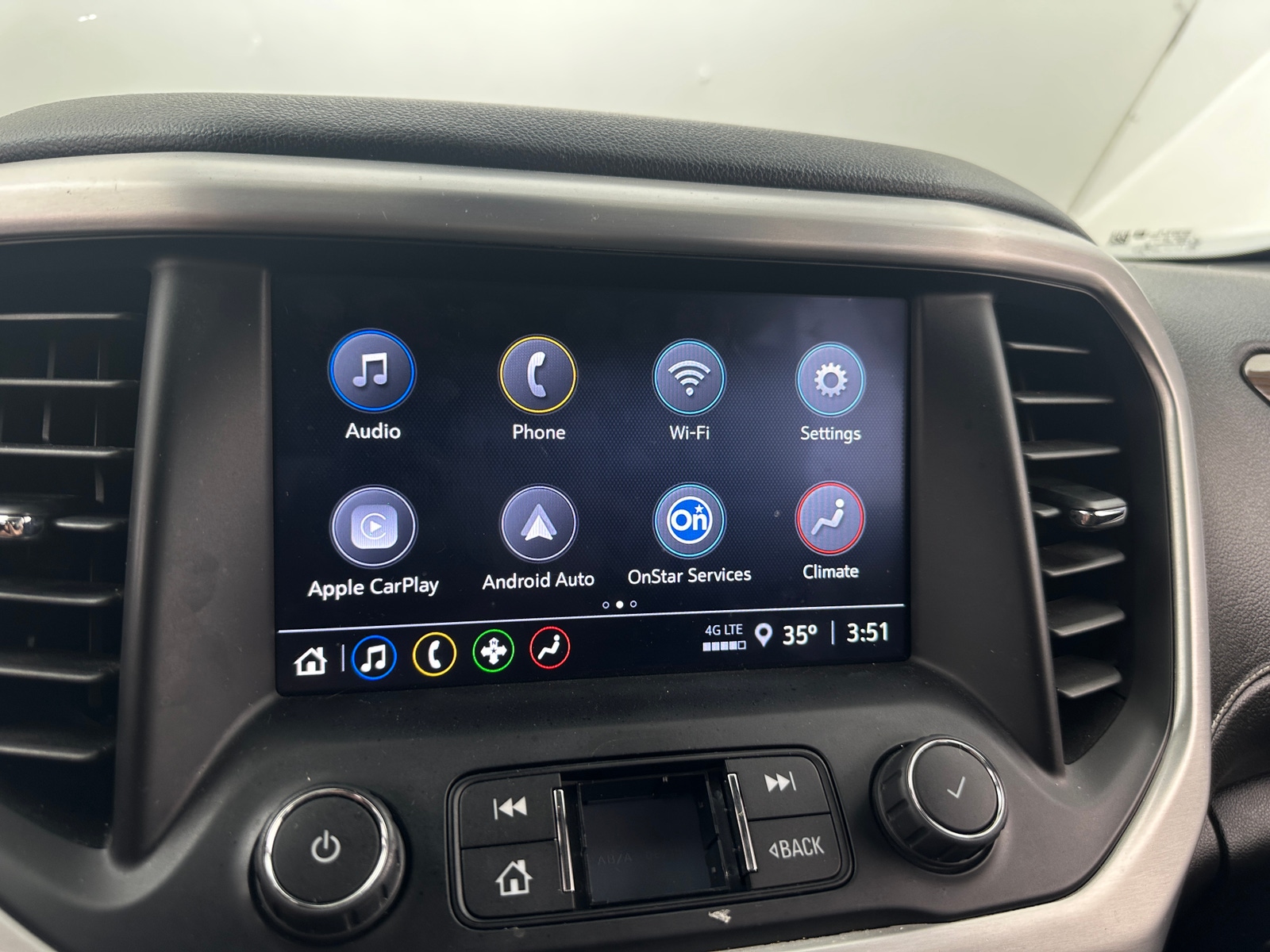Thumbnail: 2022 GMC Acadia - 4