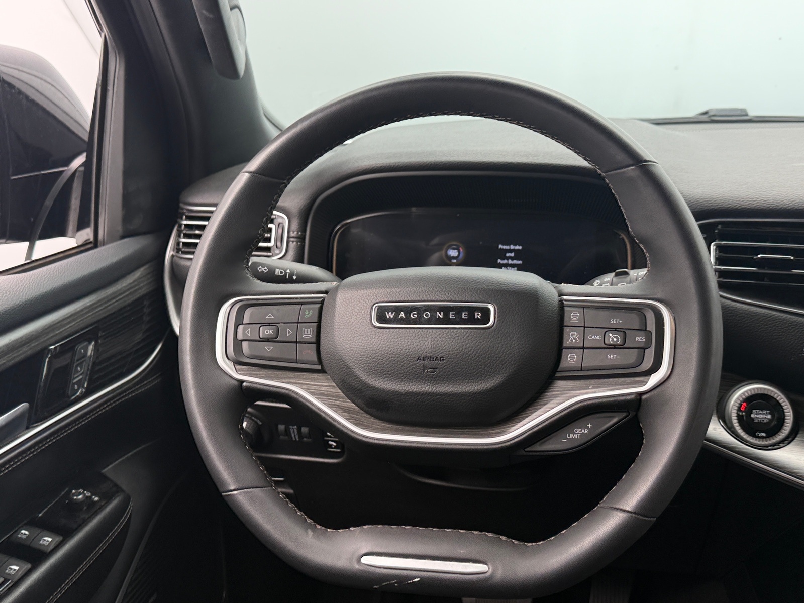 Thumbnail: 2024 Jeep Wagoneer - 4