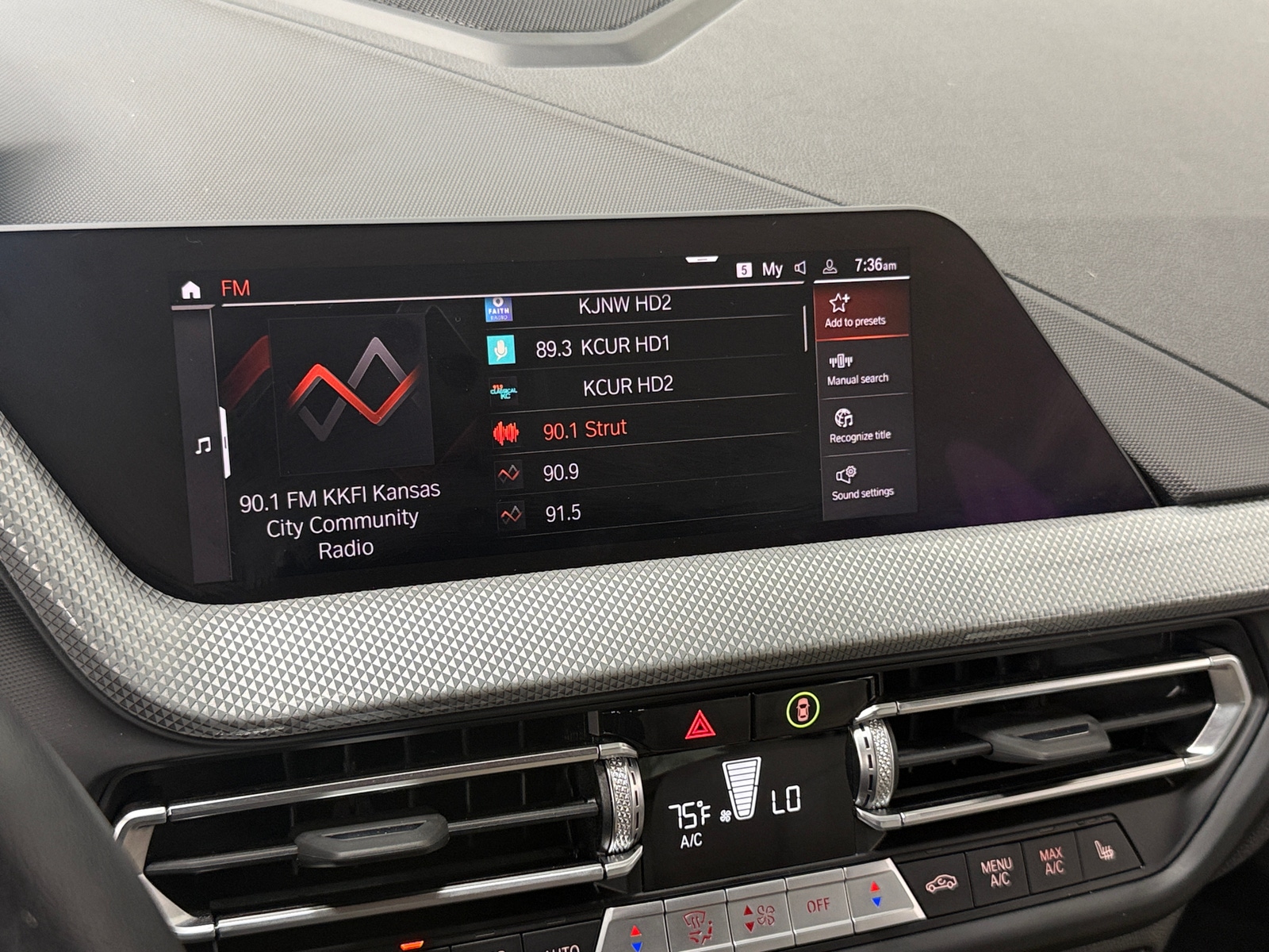 Thumbnail: 2024 BMW 2 Series - 3