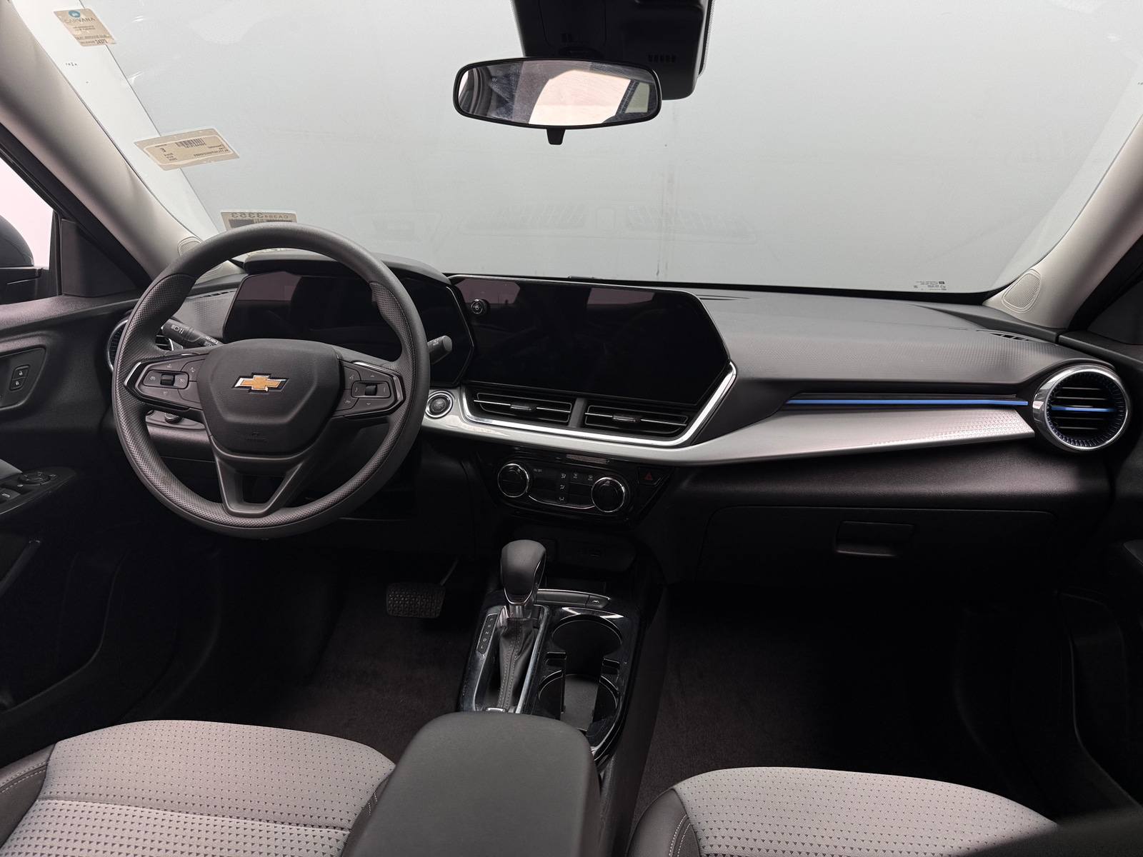 Thumbnail: 2025 Chevrolet Trax - 3