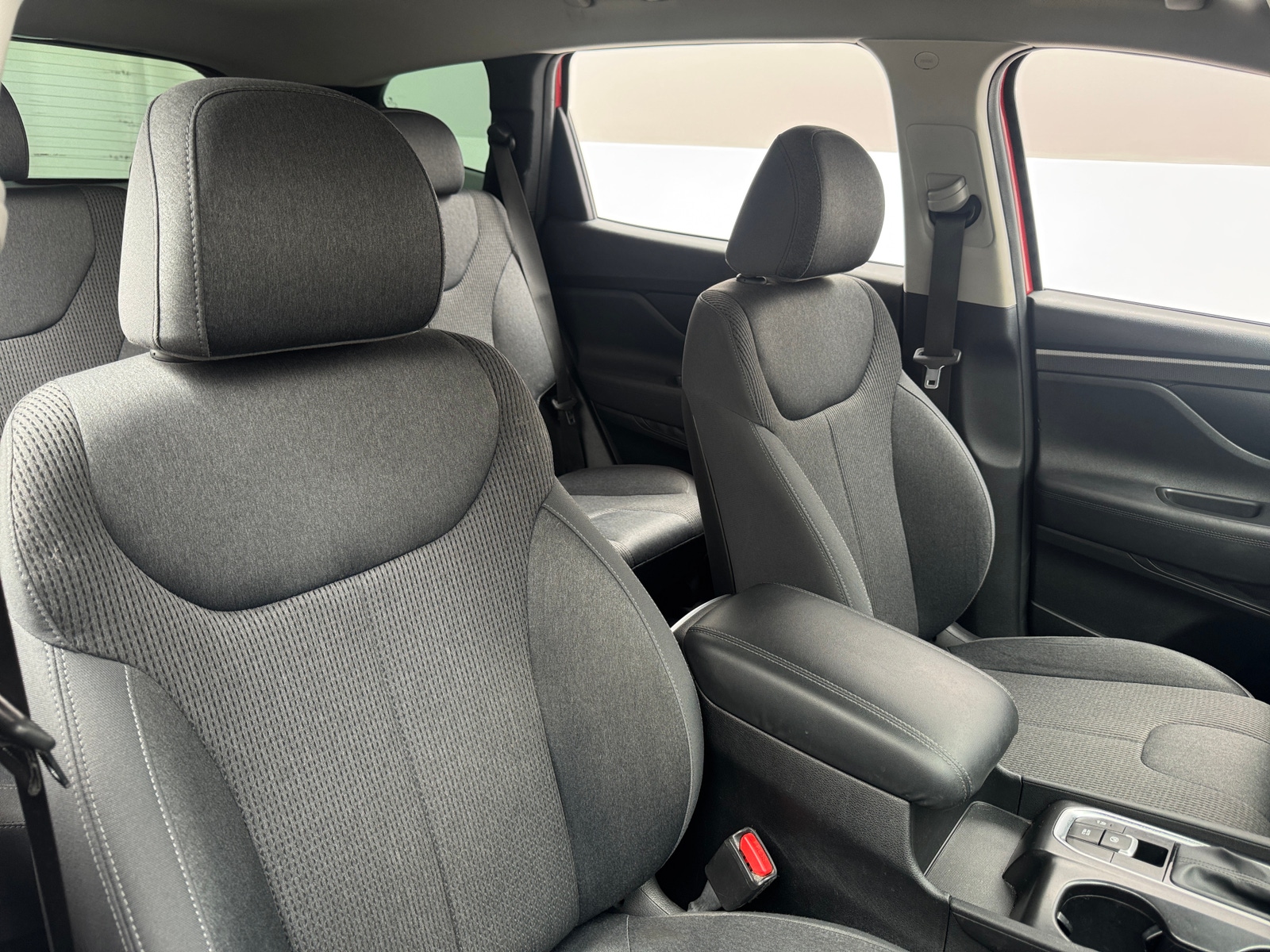 Thumbnail: 2019 Hyundai Santa Fe - 2