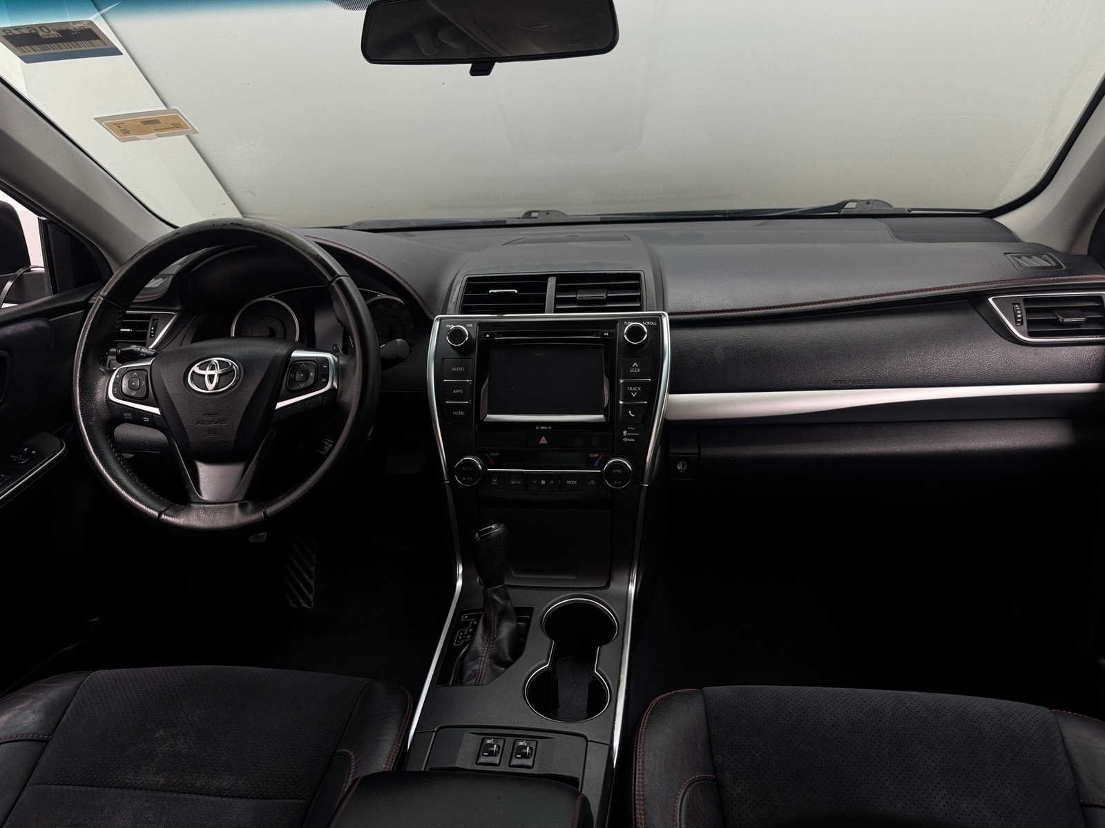 Thumbnail: 2016 Toyota Camry - 3