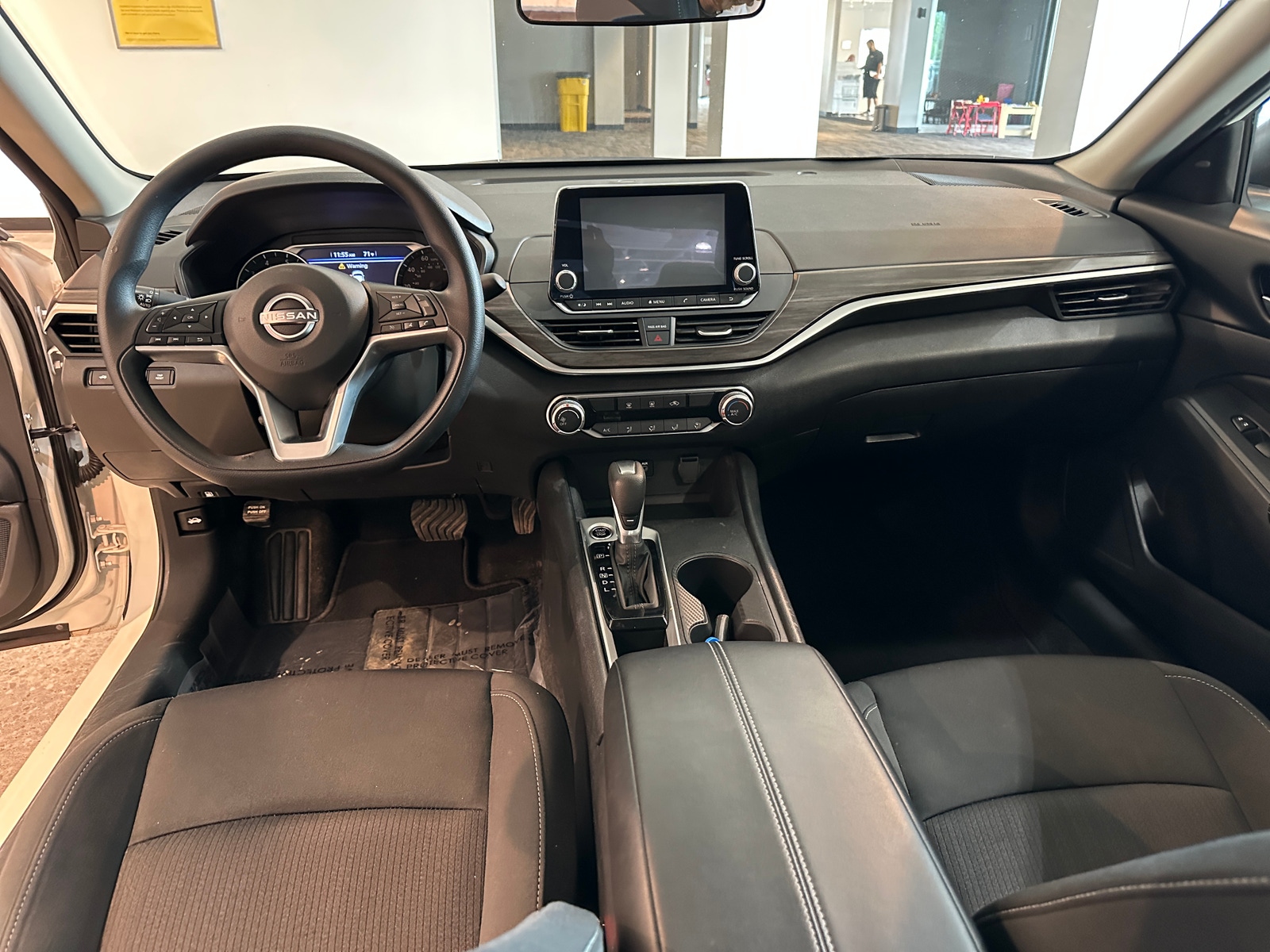 Thumbnail: 2025 Nissan Altima - 3