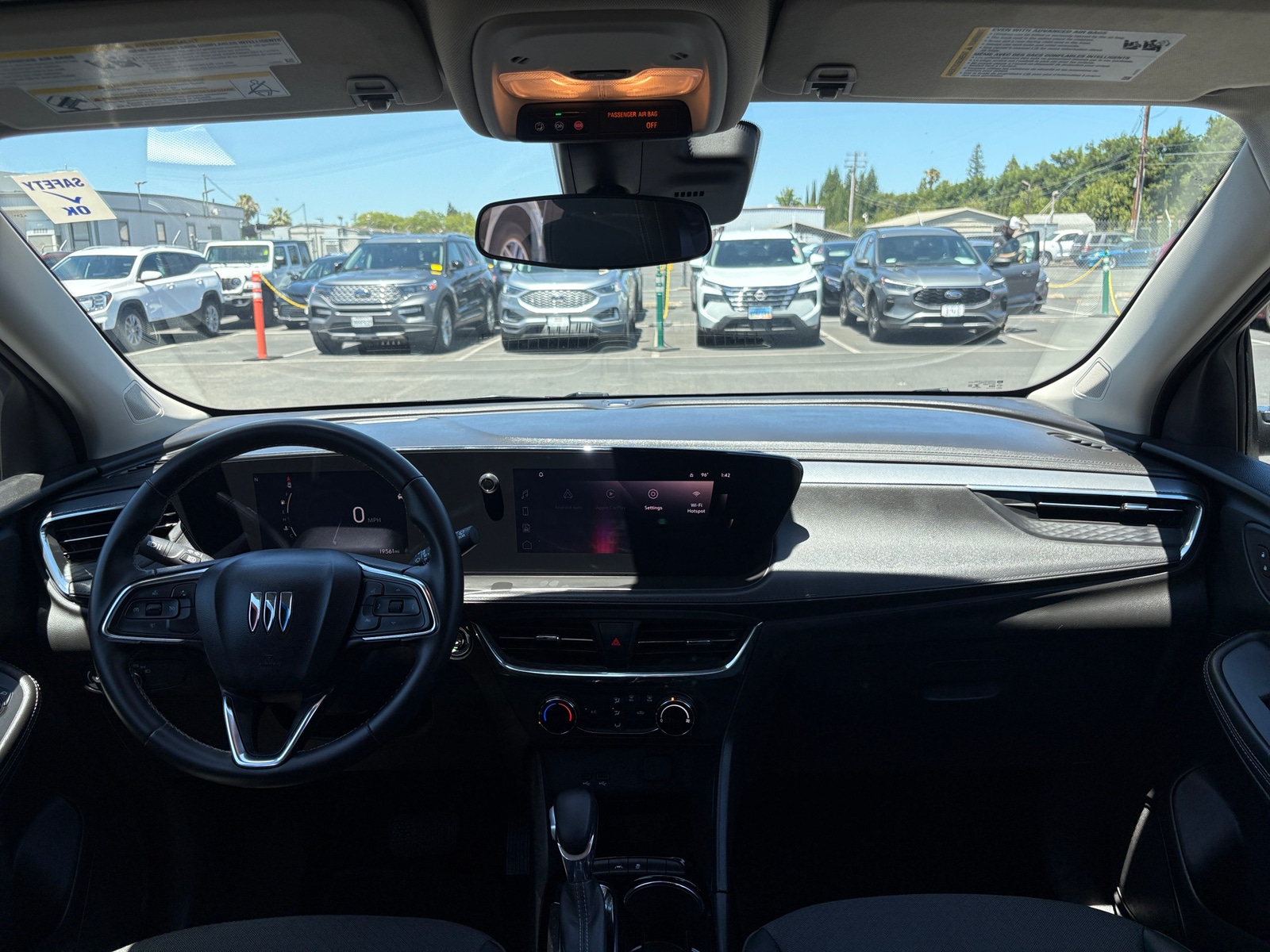 Thumbnail: 2025 Buick Encore GX - 3