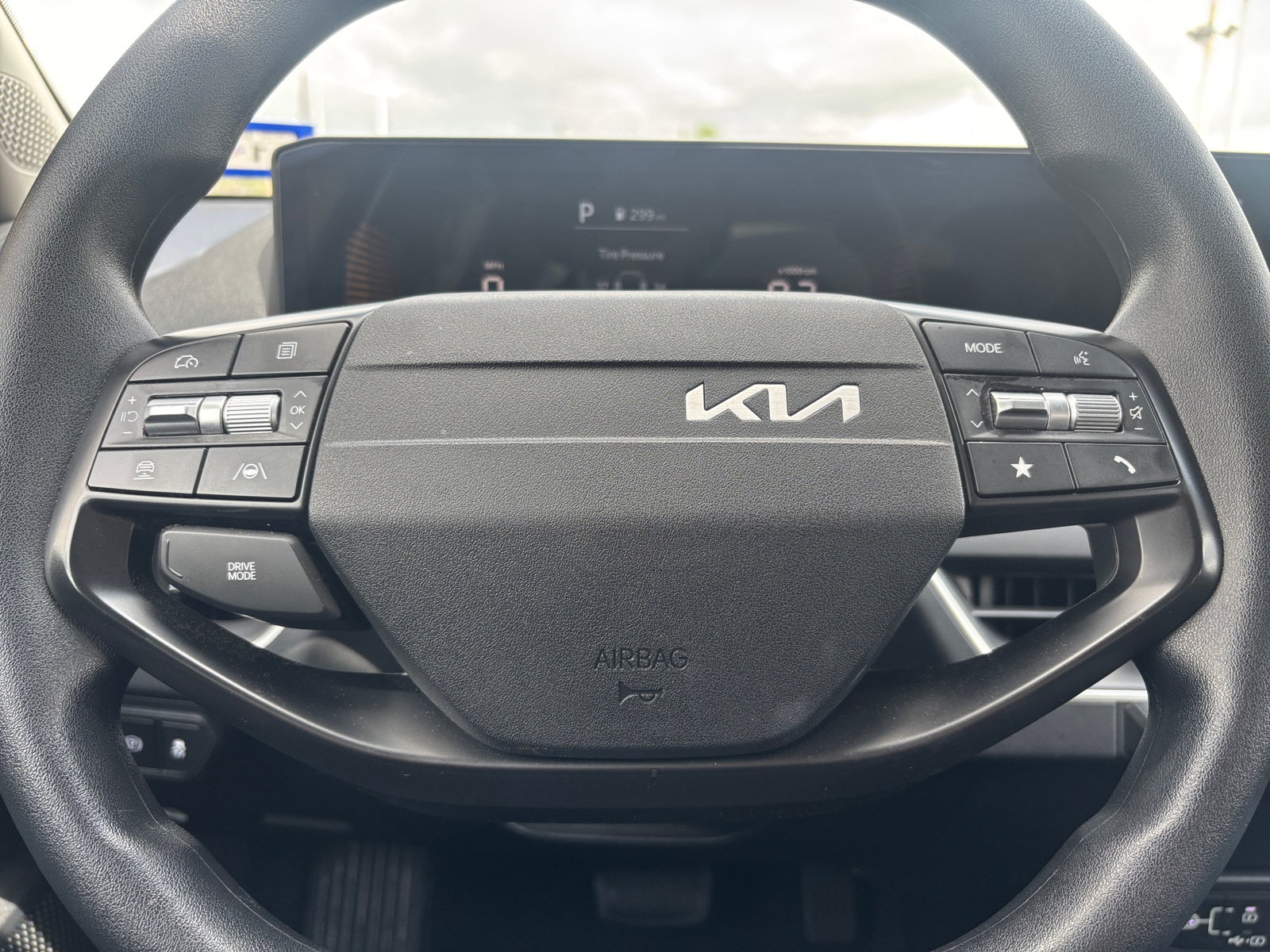 Thumbnail: 2025 Kia K4 - 4