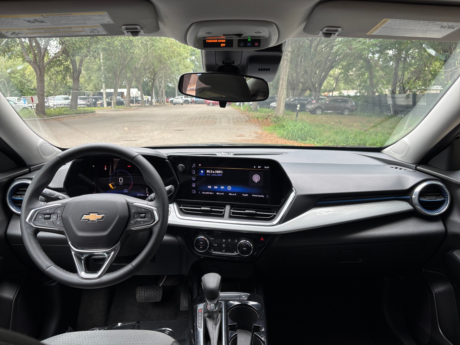 Thumbnail: 2025 Chevrolet Trax - 3