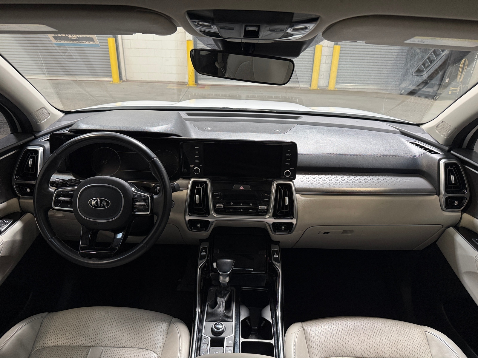 Thumbnail: 2021 Kia Sorento - 2