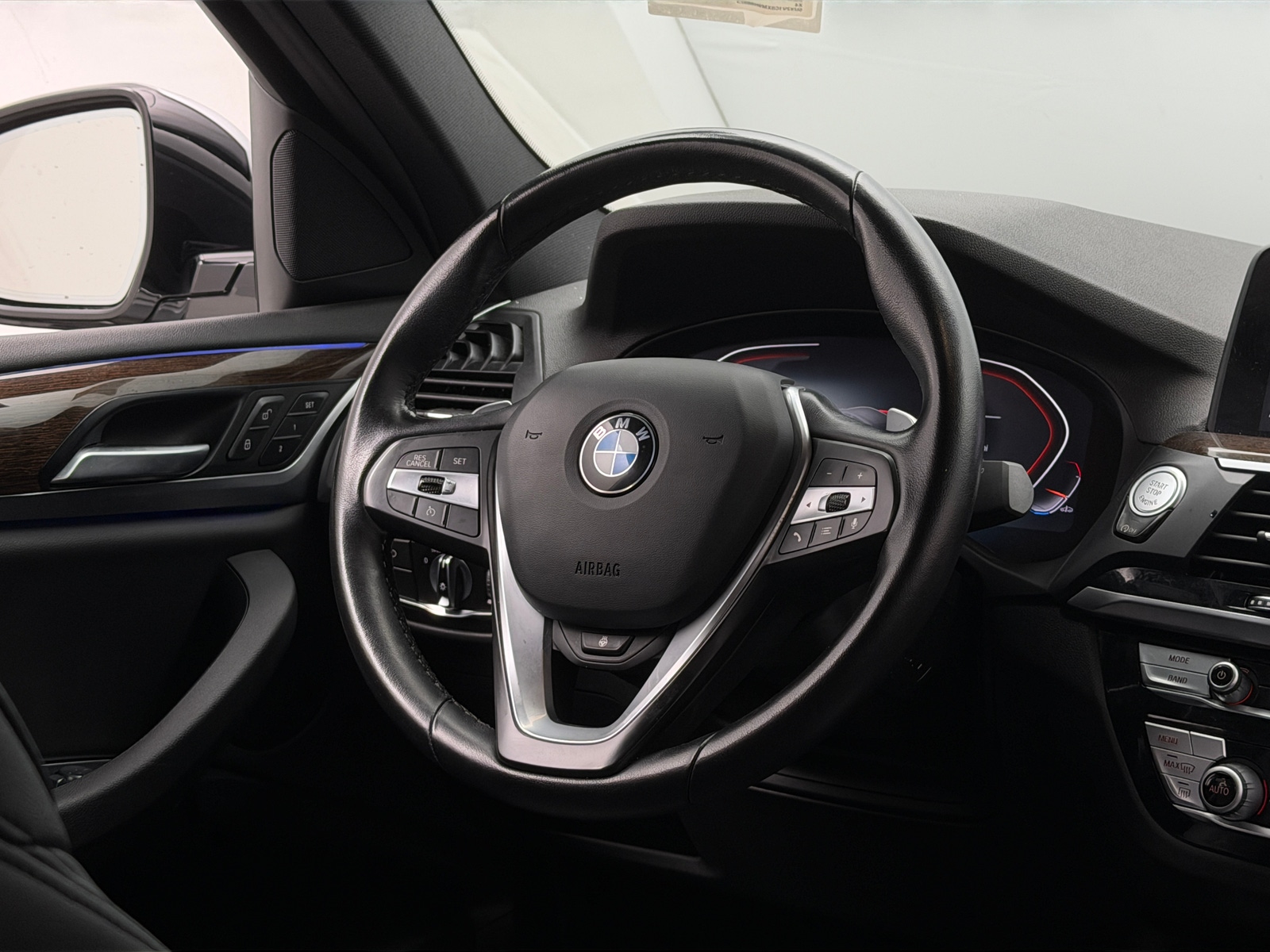 Thumbnail: 2021 BMW X4 - 4
