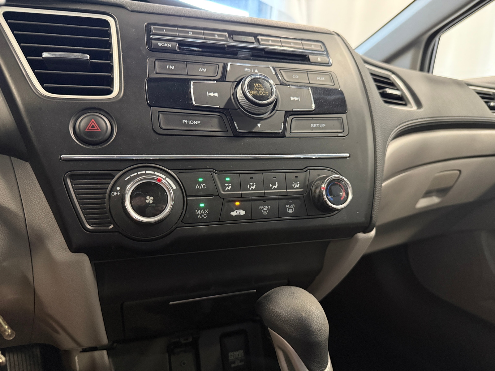 Thumbnail: 2015 Honda Civic - 4
