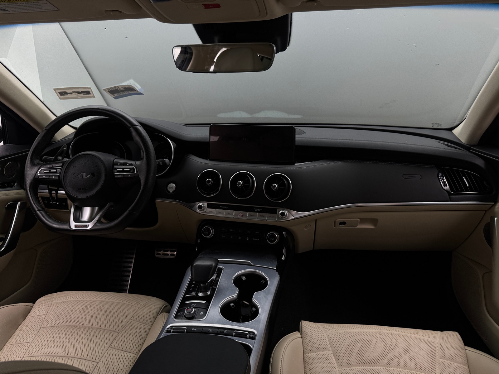Thumbnail: 2023 Kia Stinger - 2