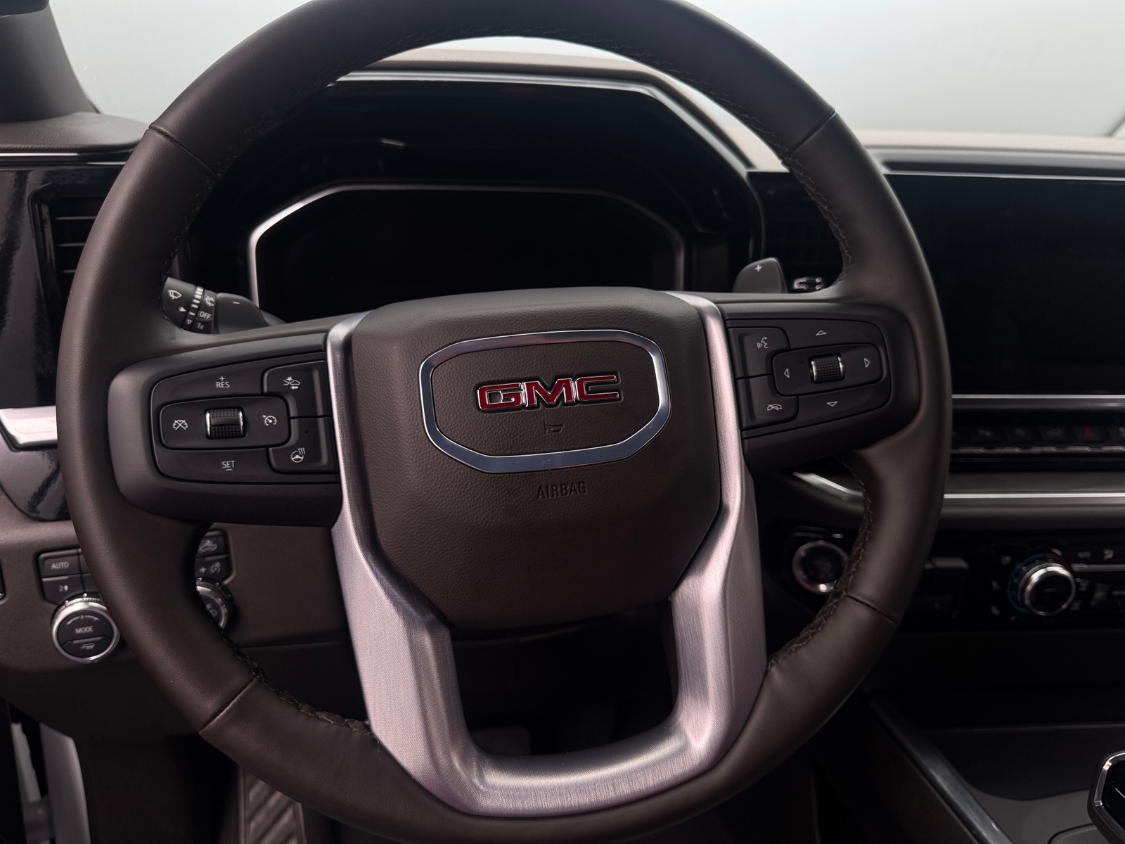 Thumbnail: 2025 GMC Sierra 1500 - 4