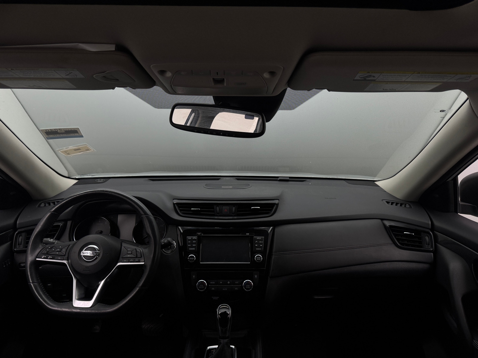 Thumbnail: 2017 Nissan Rogue - 2