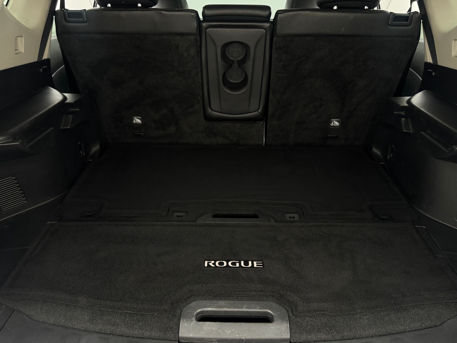 Thumbnail: 2017 Nissan Rogue - 6
