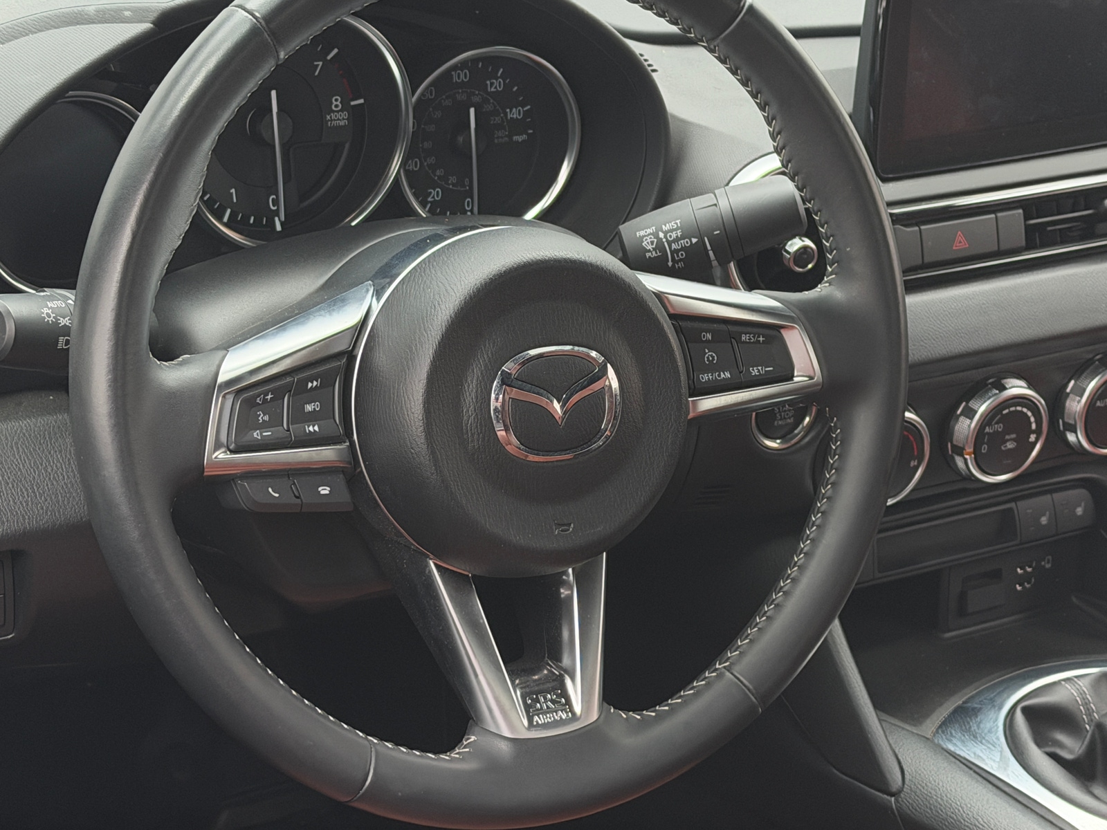 Thumbnail: 2023 Mazda MX-5 Miata - 3