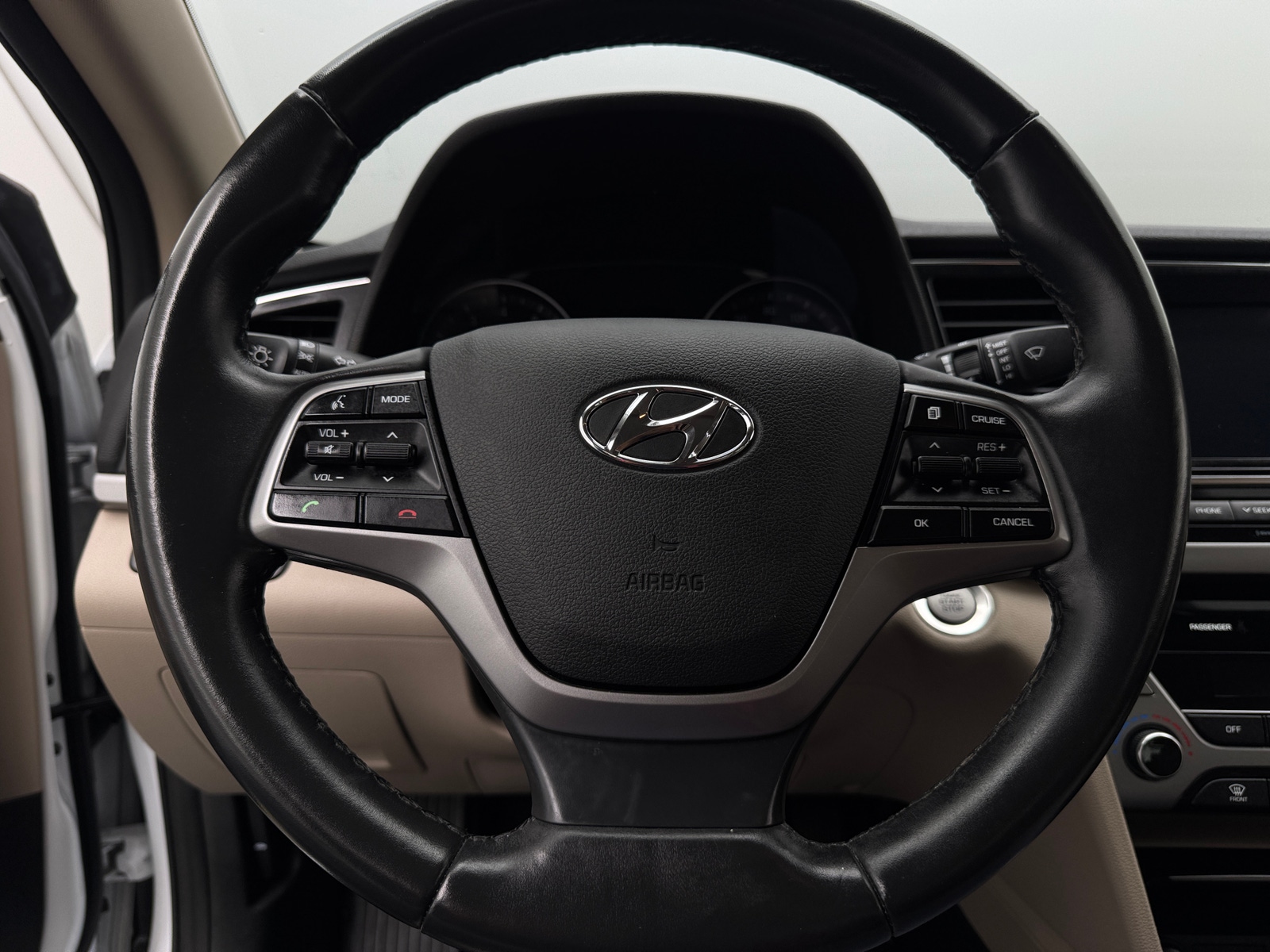 Thumbnail: 2018 Hyundai Elantra - 4