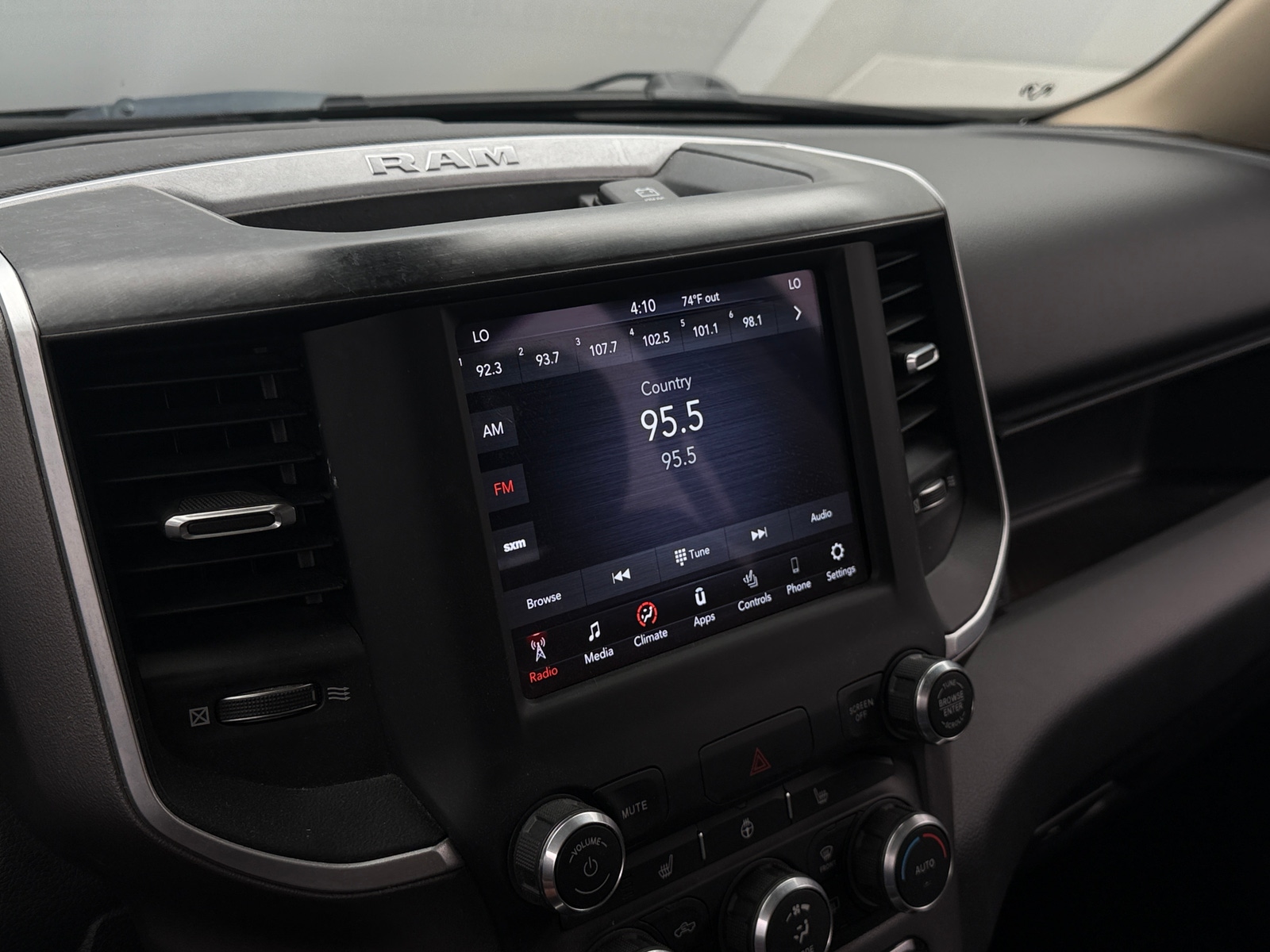 Thumbnail: 2020 RAM 1500 - 4