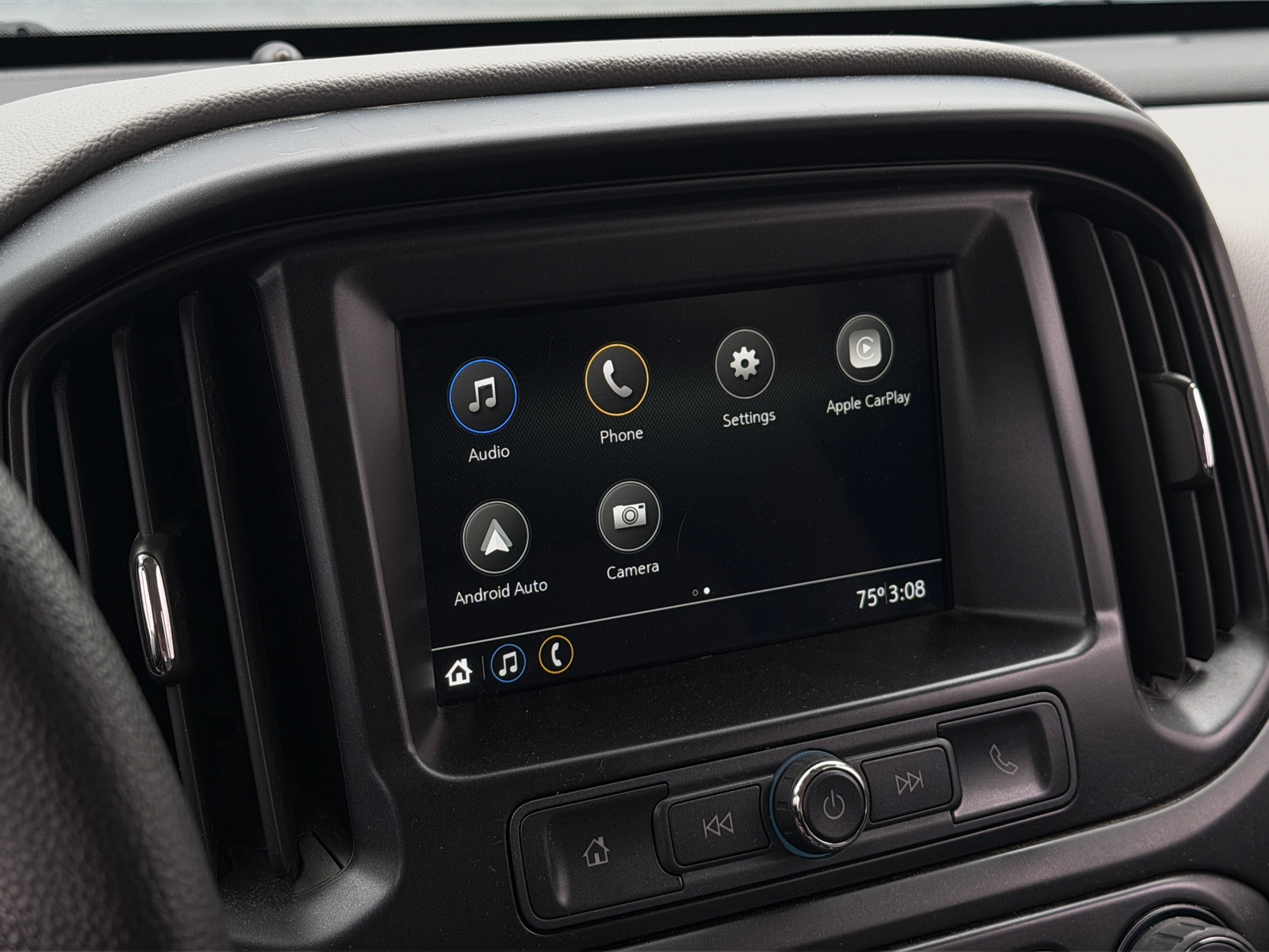 Thumbnail: 2019 Chevrolet Colorado - 4