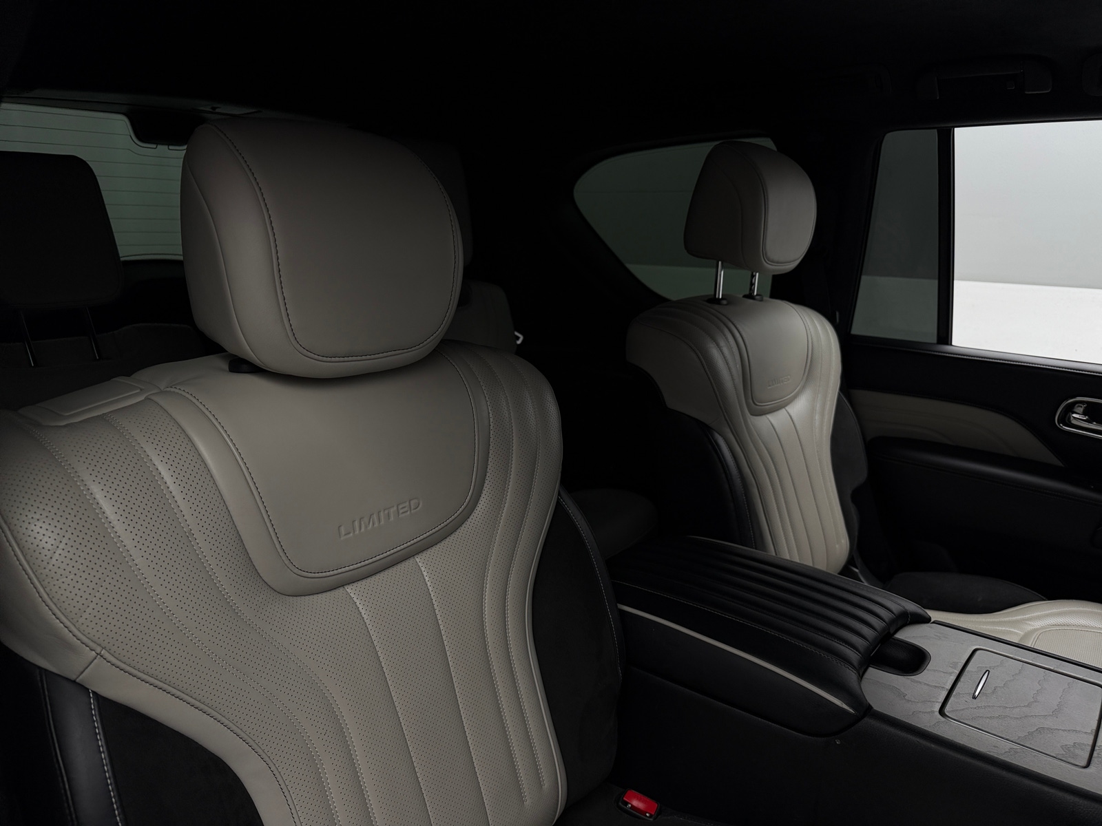 Thumbnail: 2019 INFINITI QX80 - 5