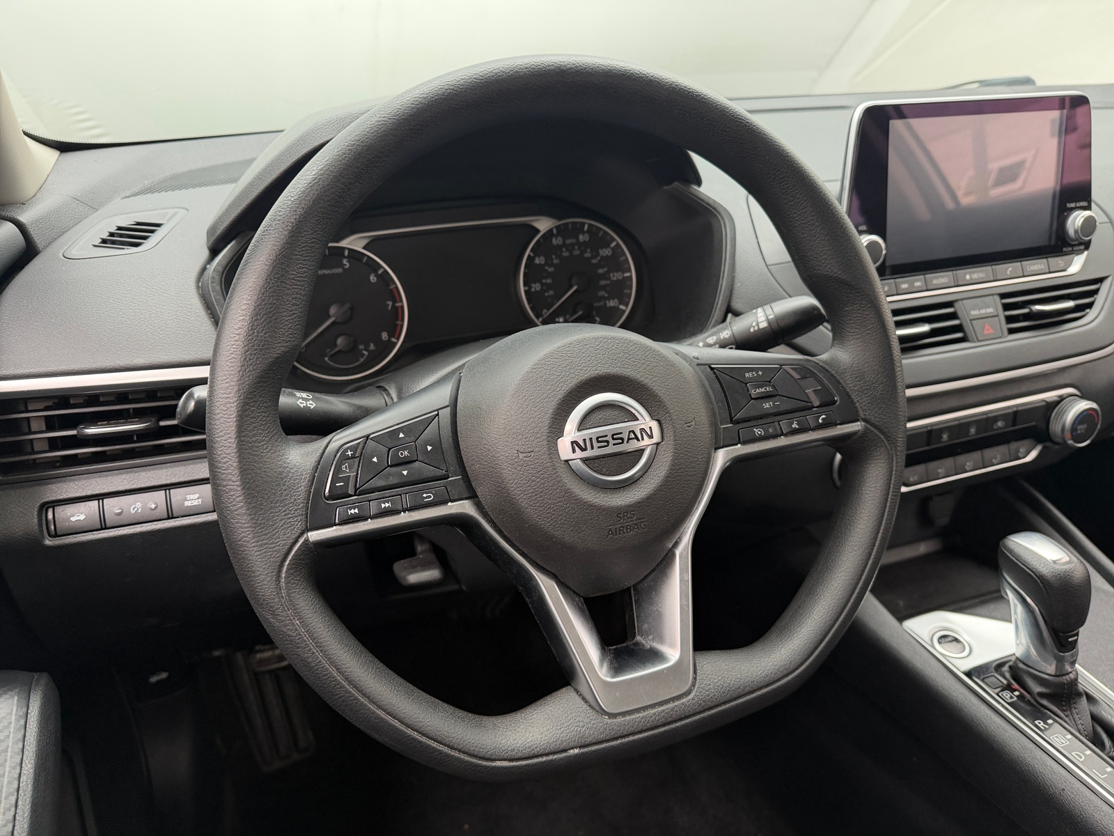Thumbnail: 2020 Nissan Altima - 5