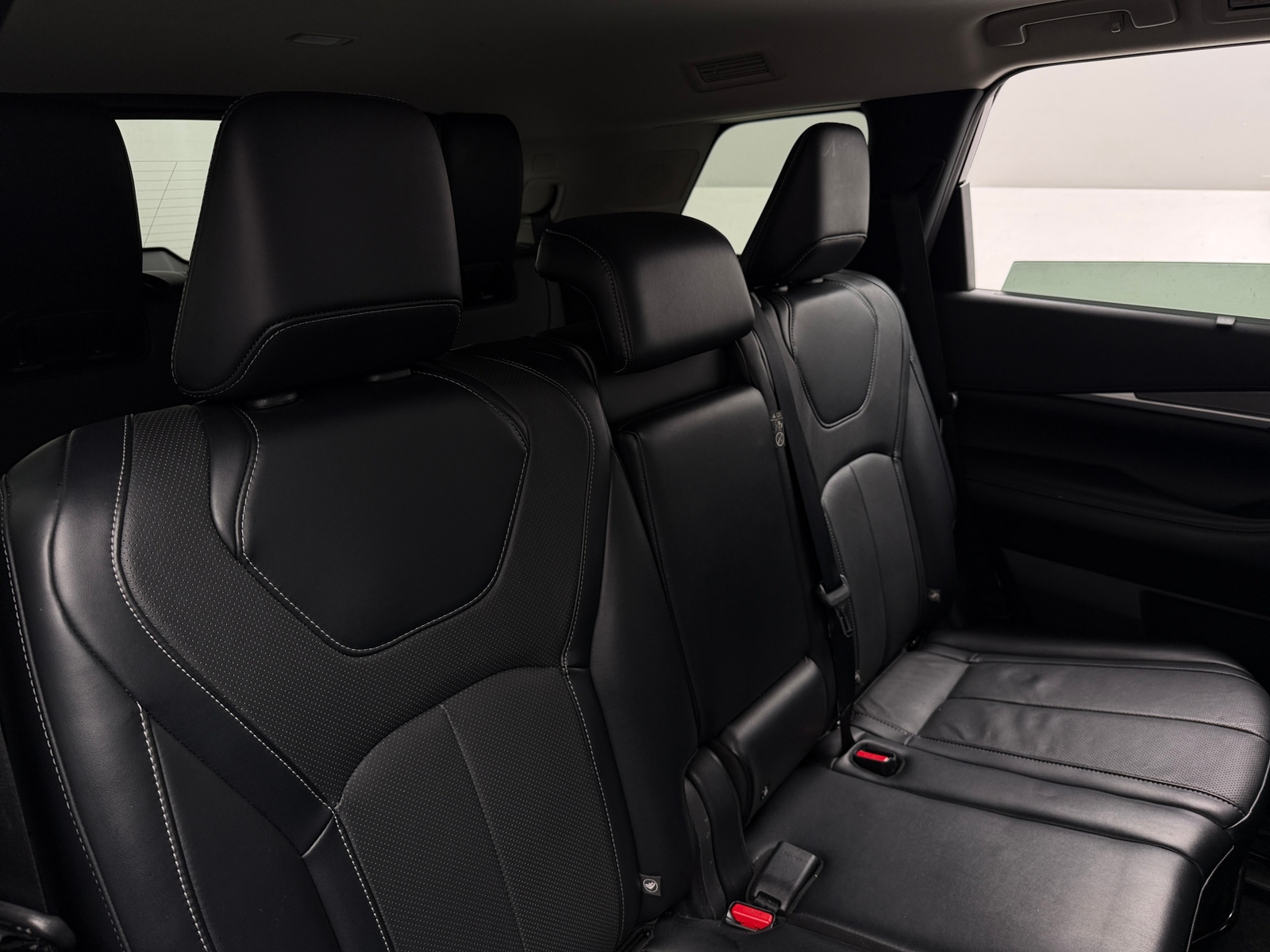 Thumbnail: 2023 INFINITI QX60 - 5