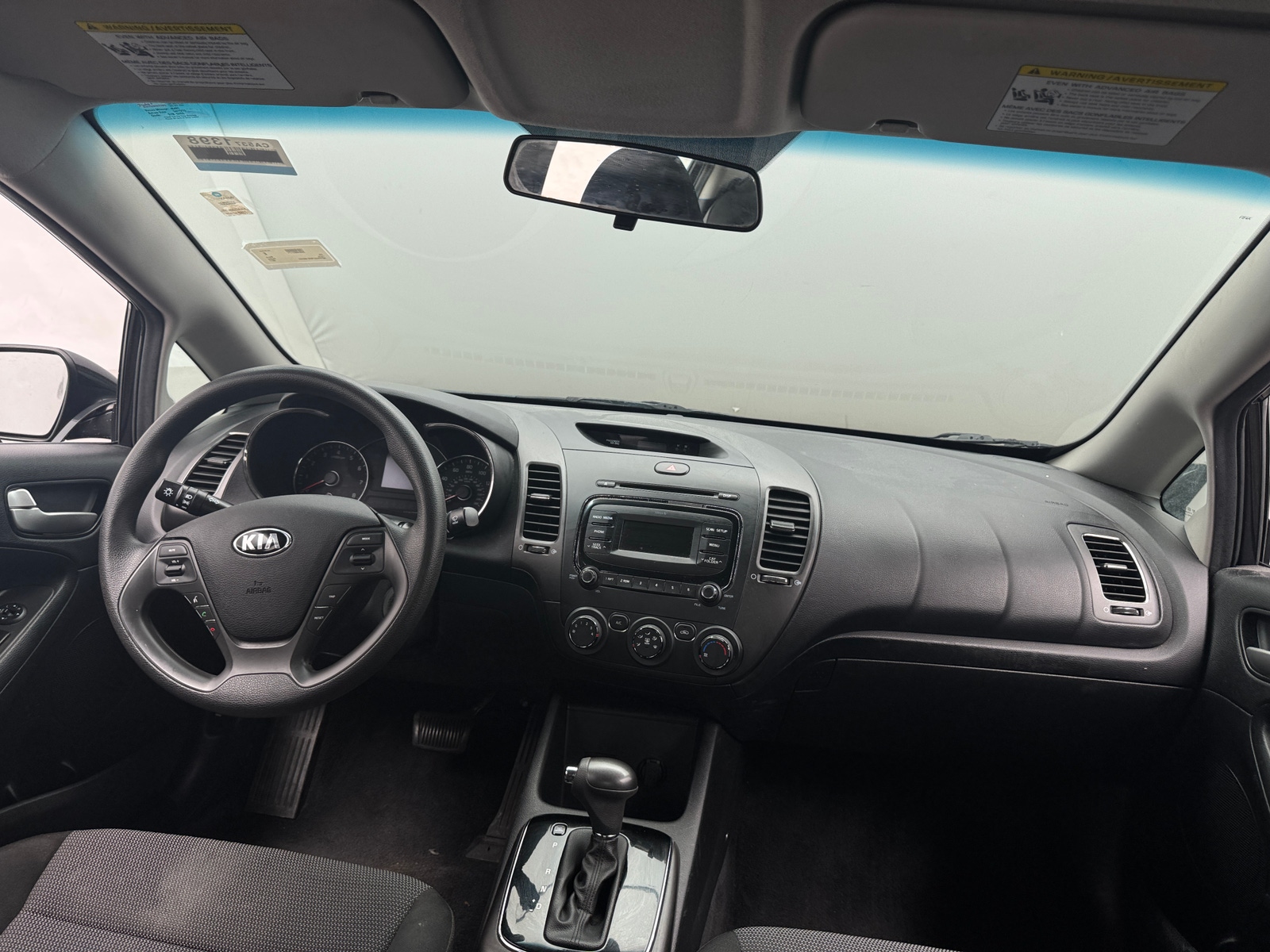 Thumbnail: 2017 Kia Forte - 3