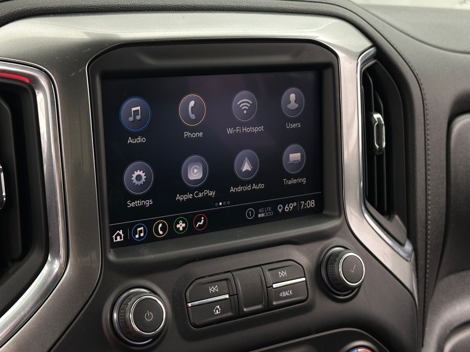 Thumbnail: 2020 Chevrolet Silverado 1500 - 4