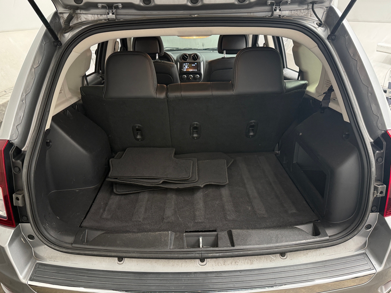 Thumbnail: 2017 Jeep Compass - 6