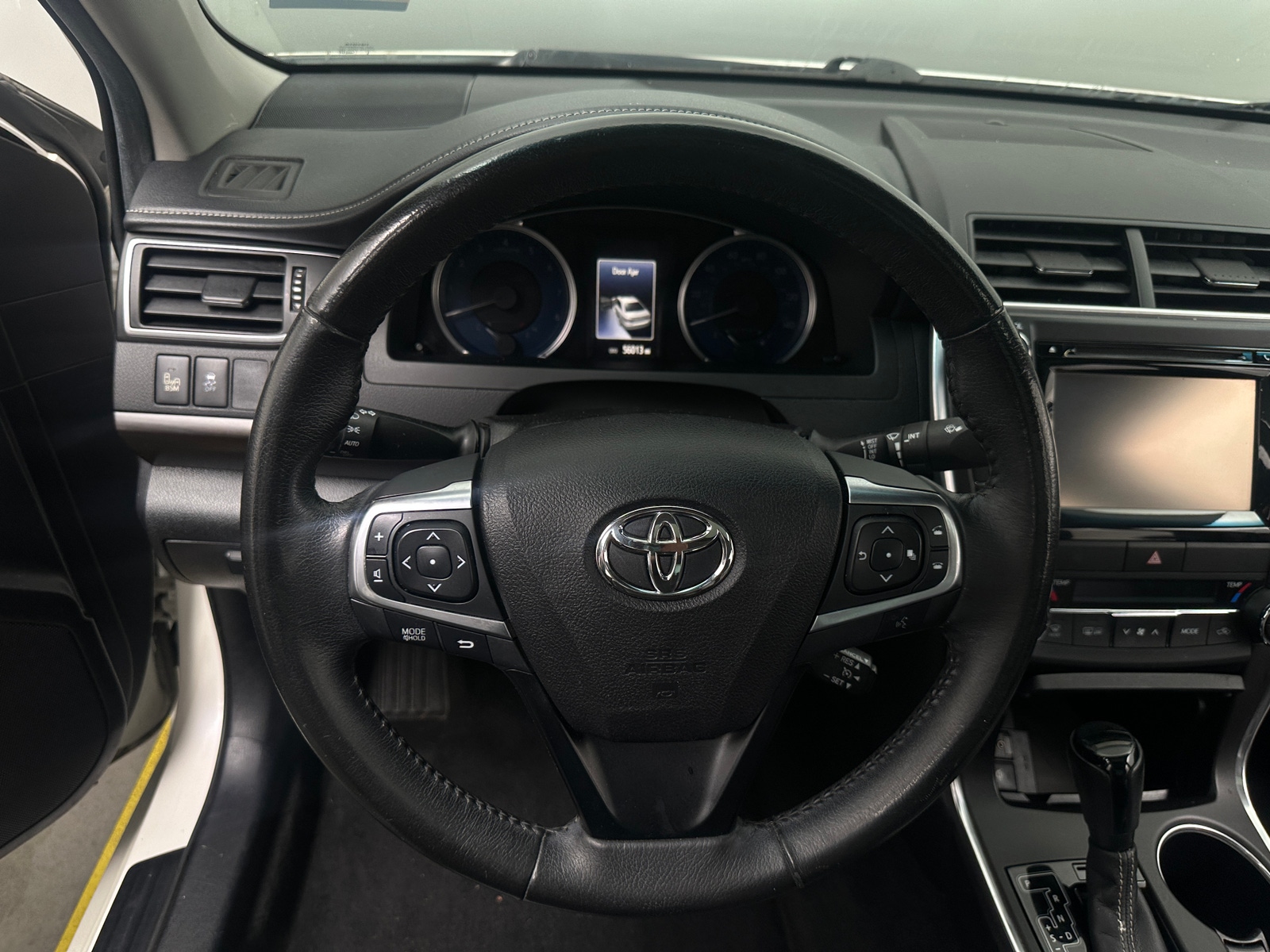 Thumbnail: 2015 Toyota Camry - 4