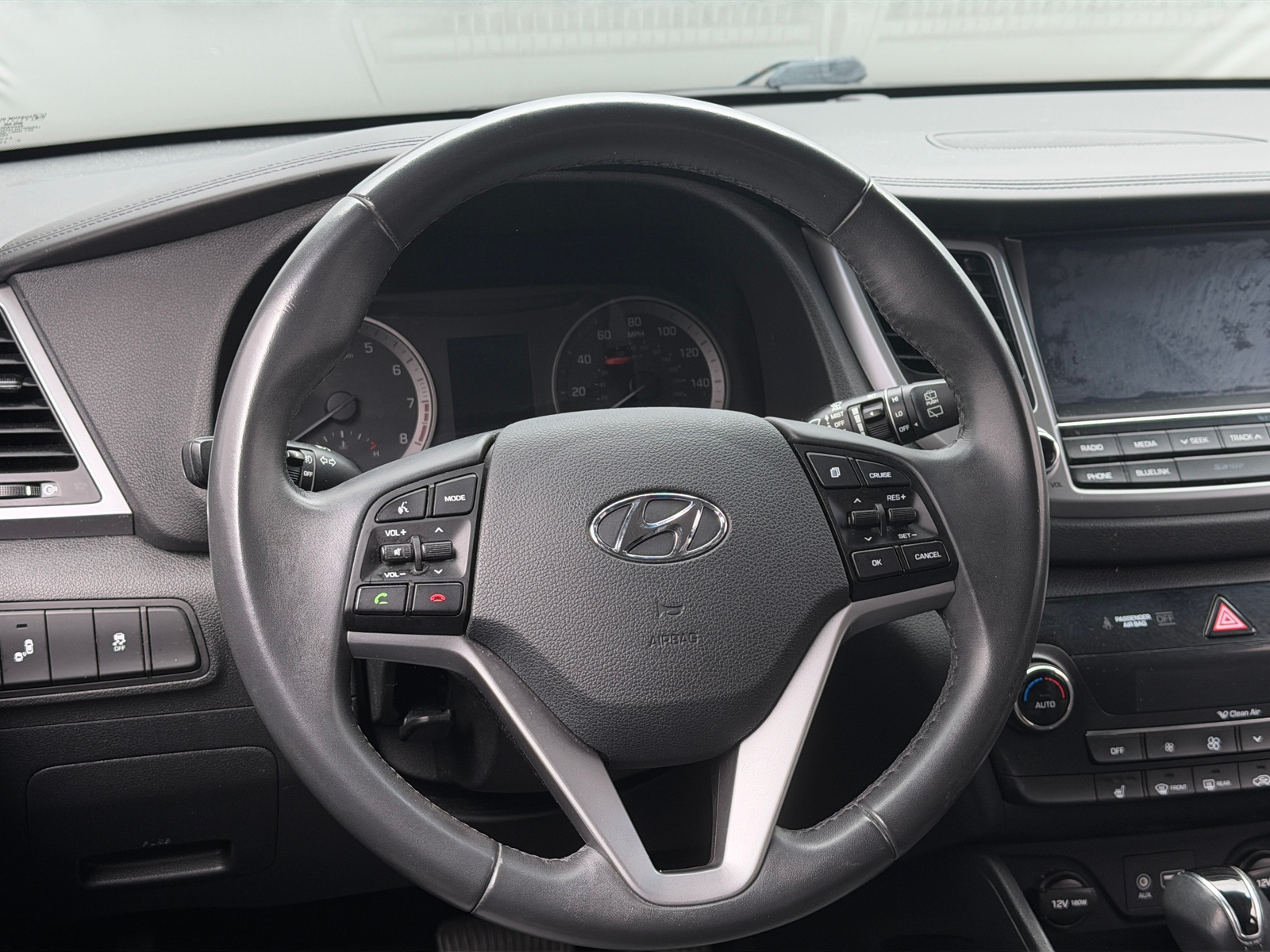 Thumbnail: 2017 Hyundai Tucson - 4
