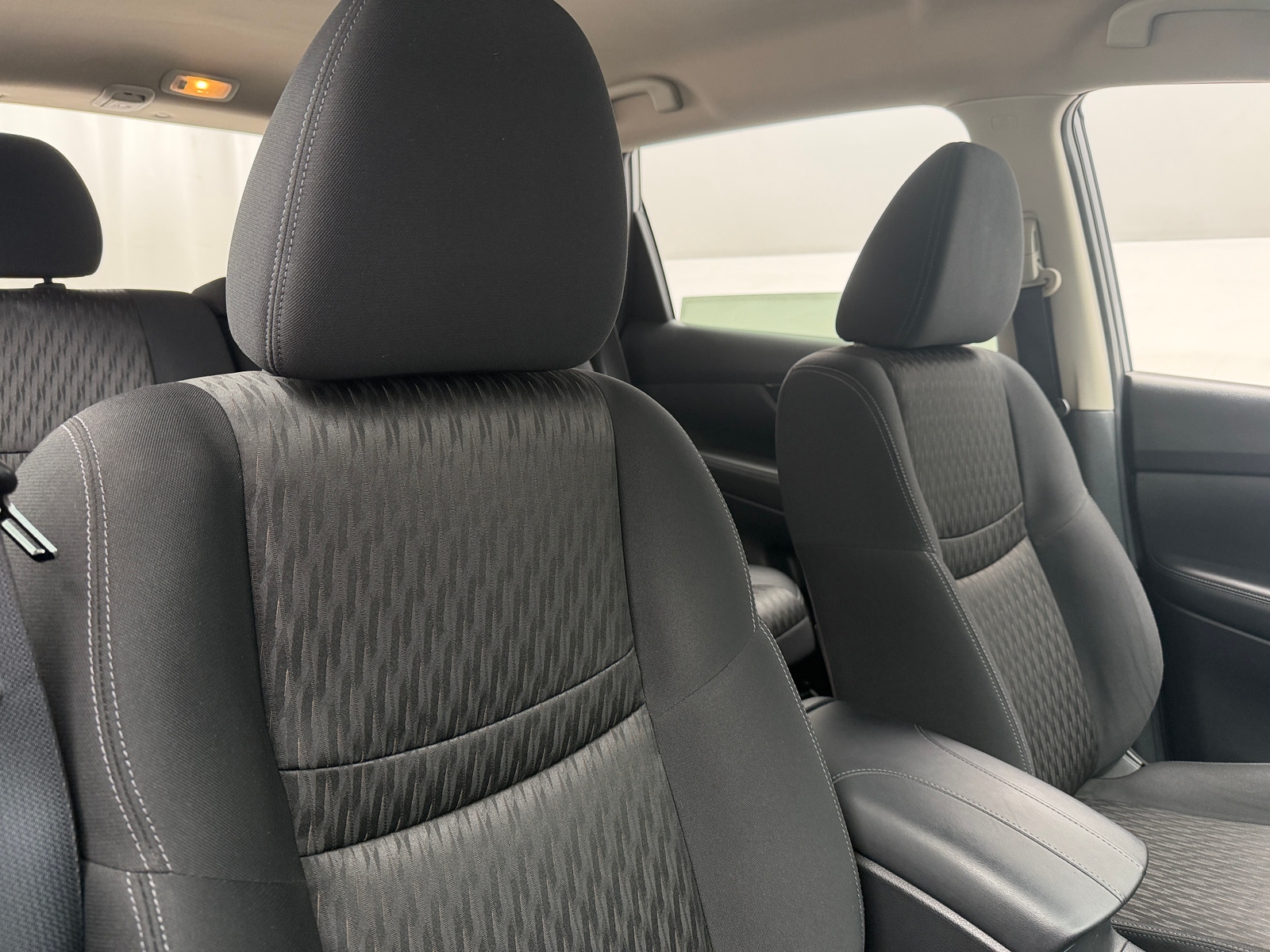 Thumbnail: 2017 Nissan Rogue - 2