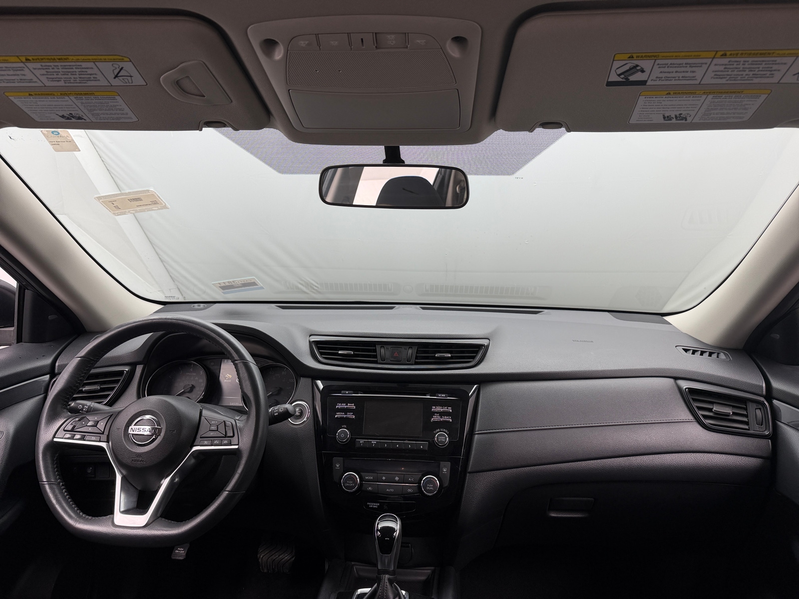 Thumbnail: 2017 Nissan Rogue - 3