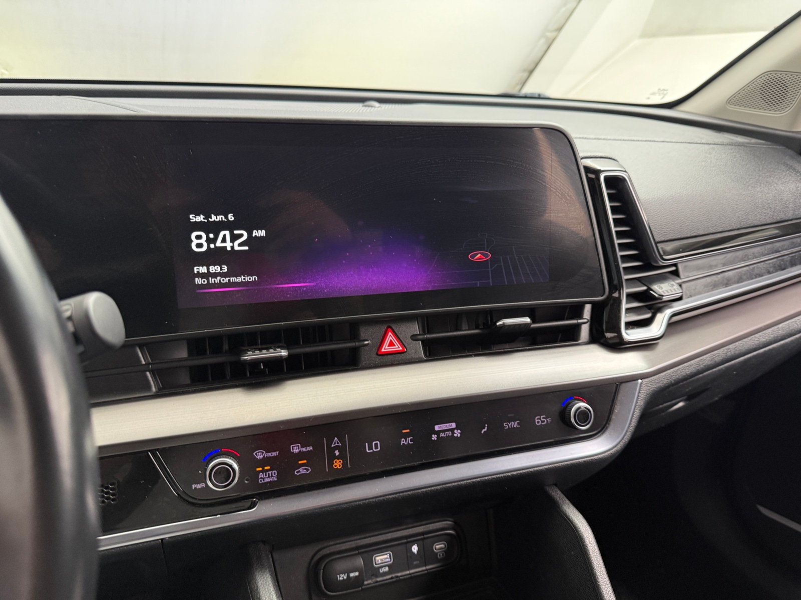 Thumbnail: 2023 Kia Sportage - 3