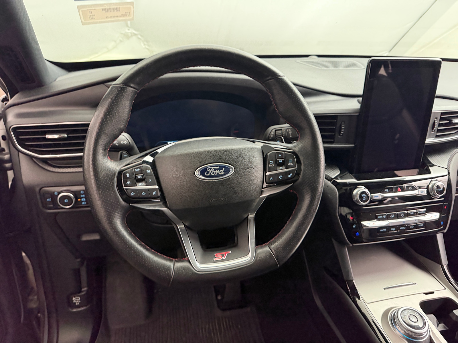 Thumbnail: 2023 Ford Explorer - 4