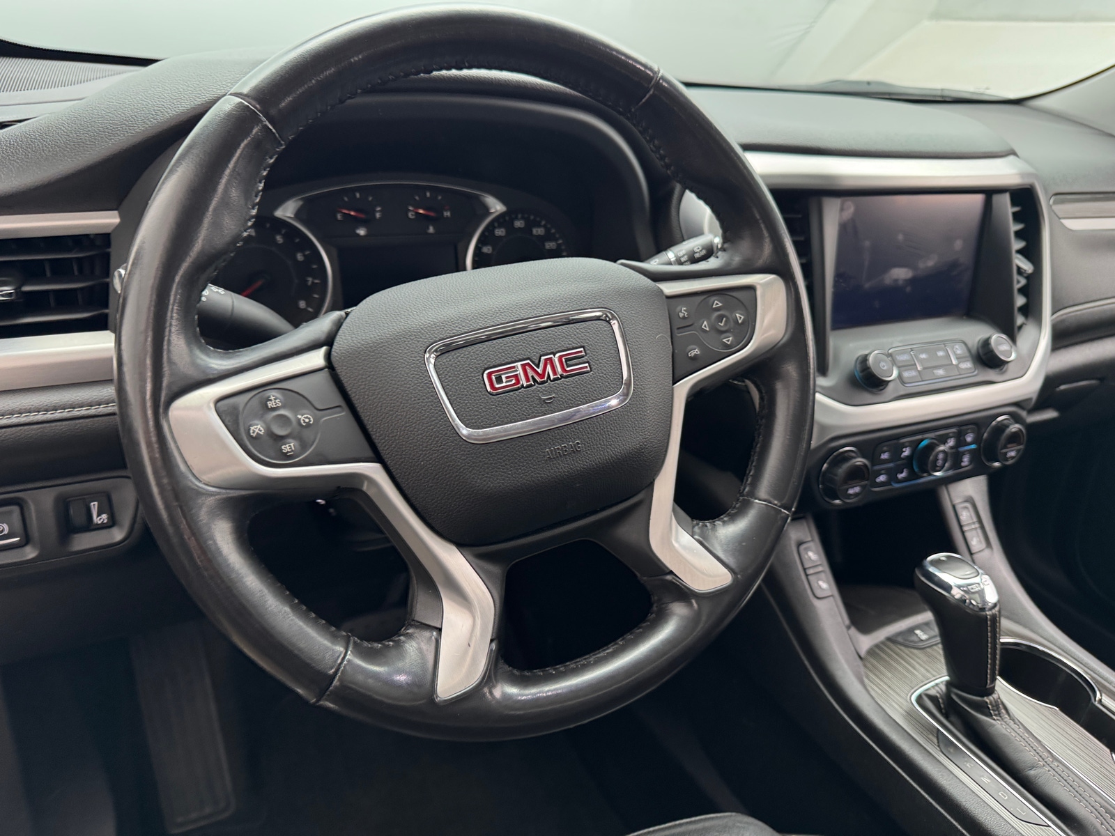 Thumbnail: 2018 GMC Acadia - 4