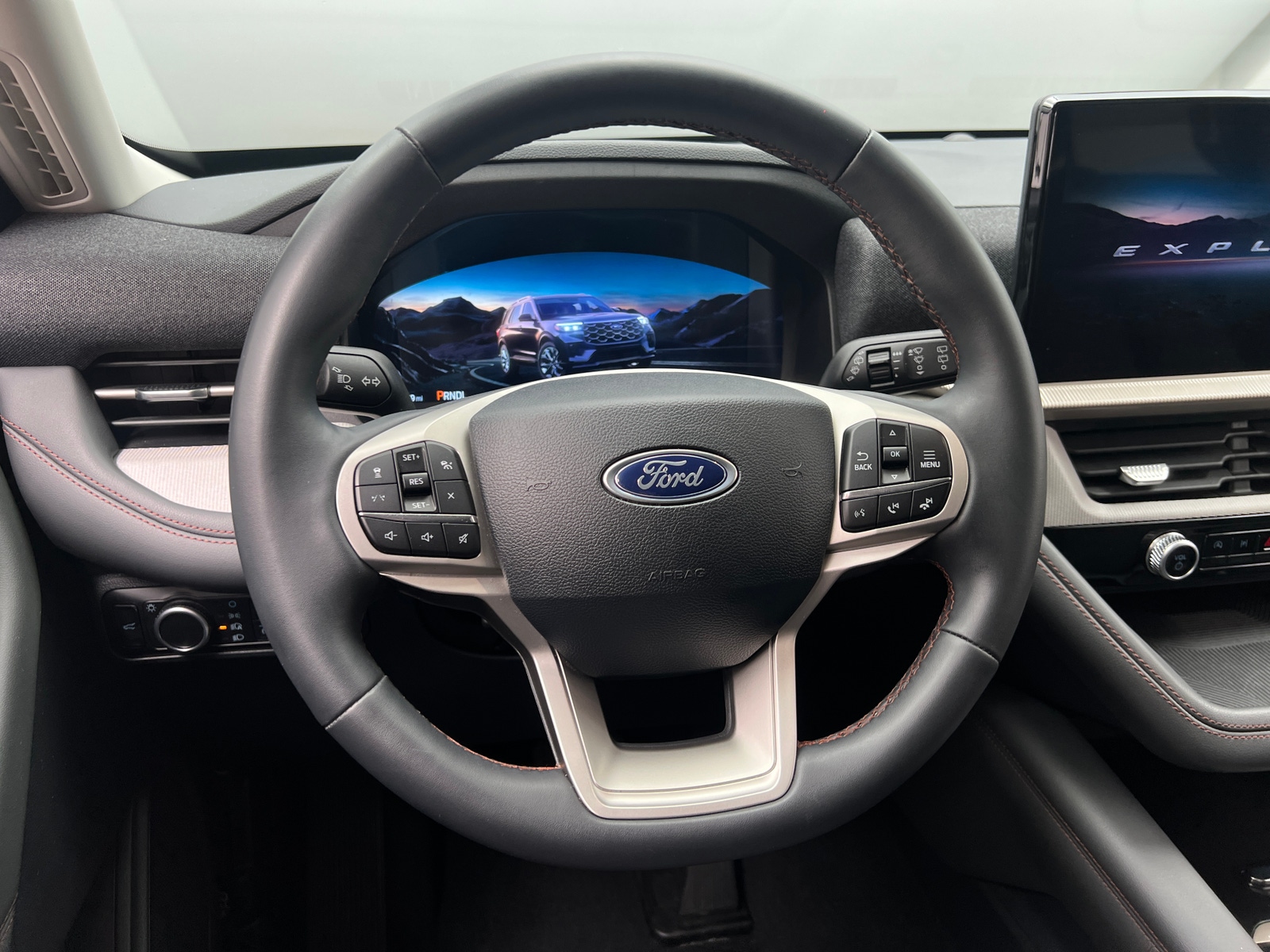 Thumbnail: 2025 Ford Explorer - 5