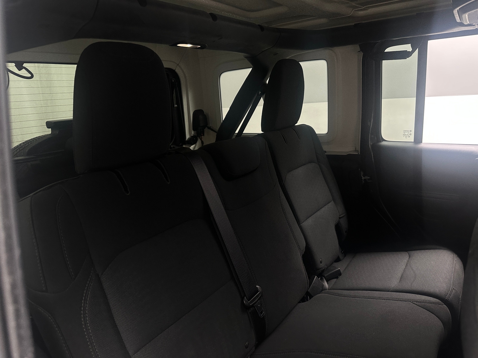 Thumbnail: 2018 Jeep Wrangler - 6