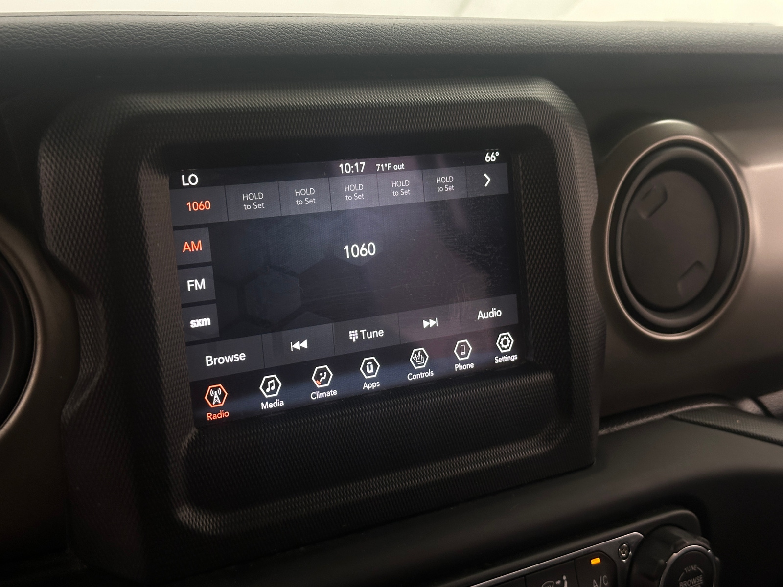 Thumbnail: 2018 Jeep Wrangler - 4