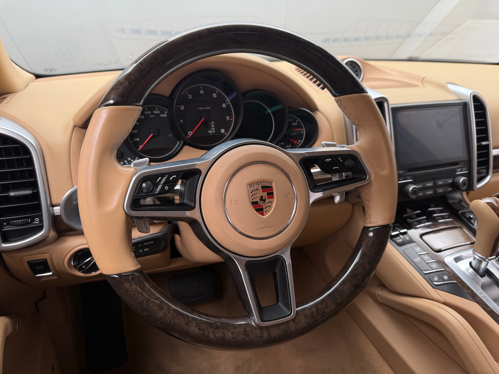 Thumbnail: 2017 Porsche Cayenne - 4