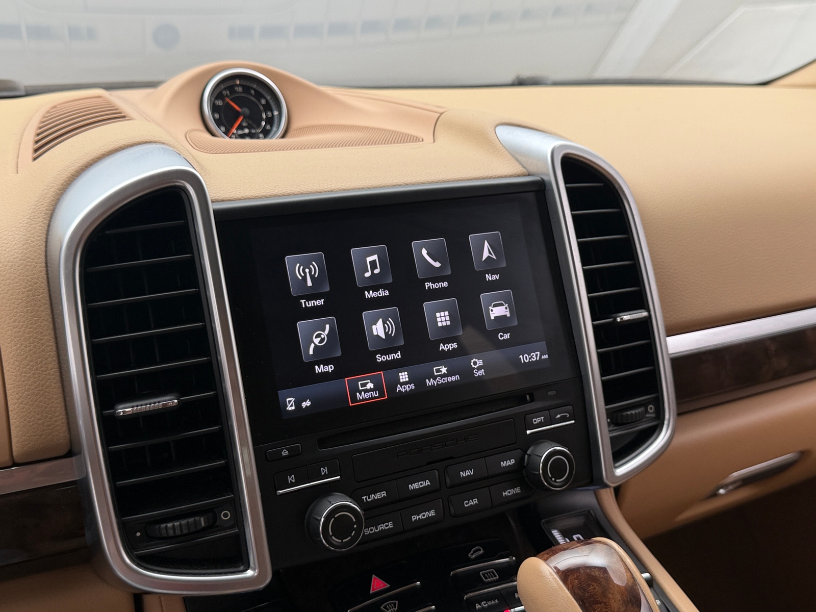 Thumbnail: 2017 Porsche Cayenne - 3