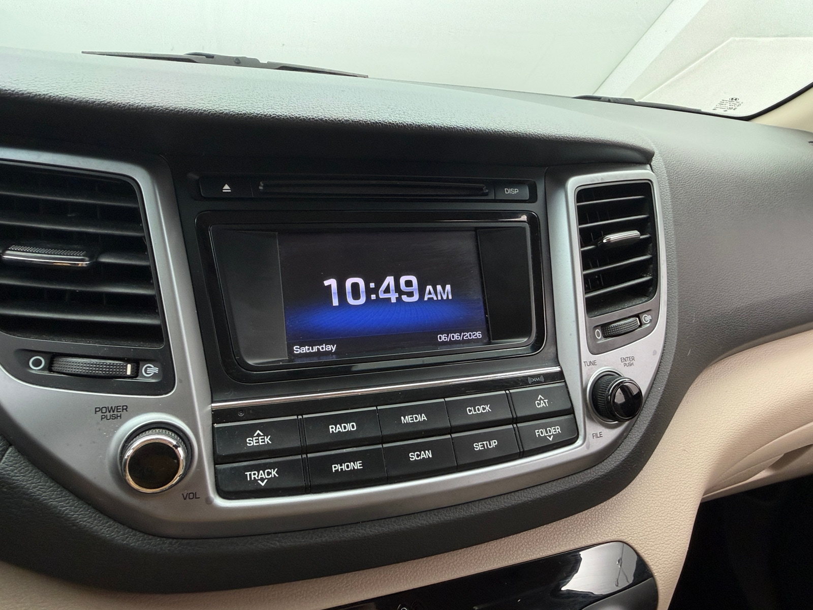 Thumbnail: 2017 Hyundai Tucson - 4