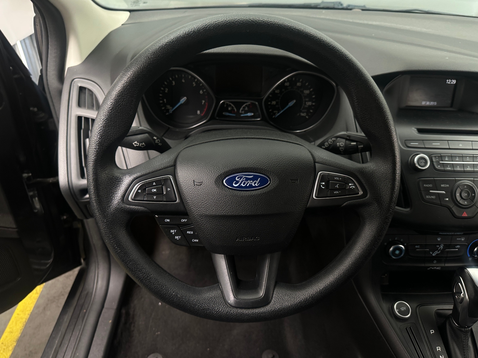 Thumbnail: 2015 Ford Focus - 5