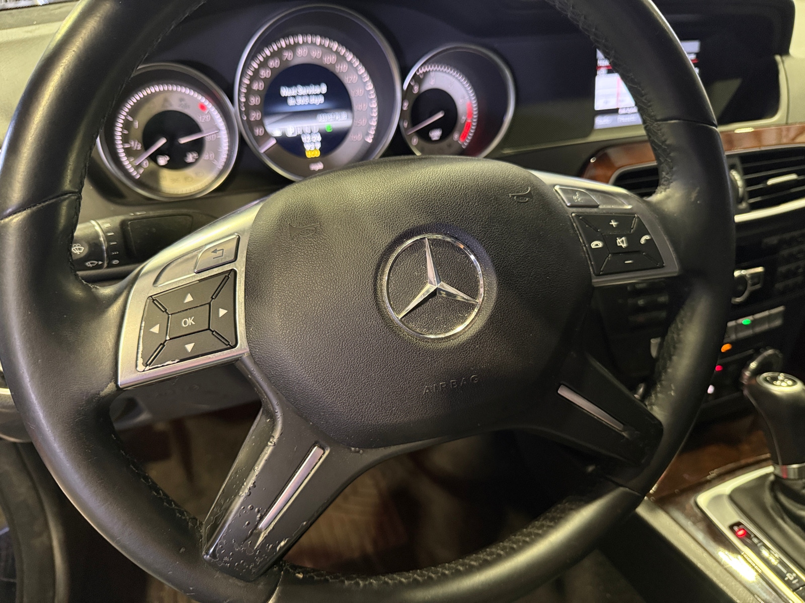 Thumbnail: 2013 Mercedes-Benz C-Class - 4