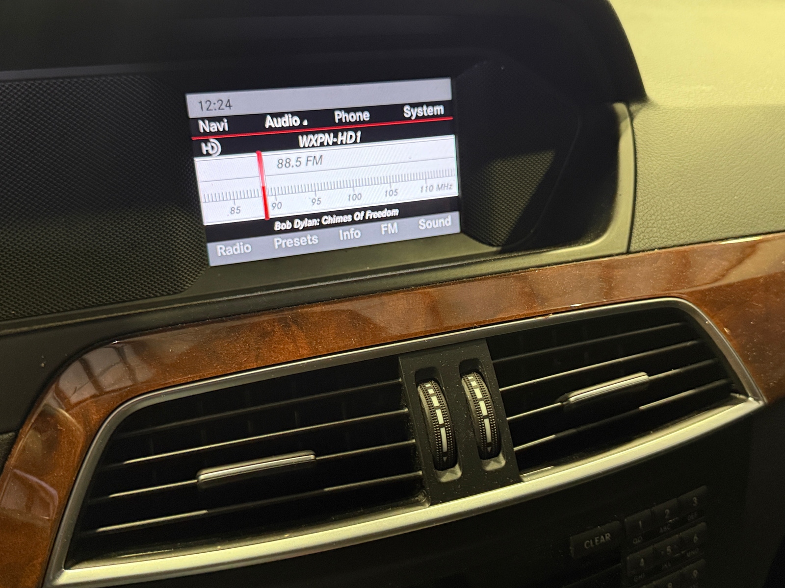 Thumbnail: 2013 Mercedes-Benz C-Class - 3