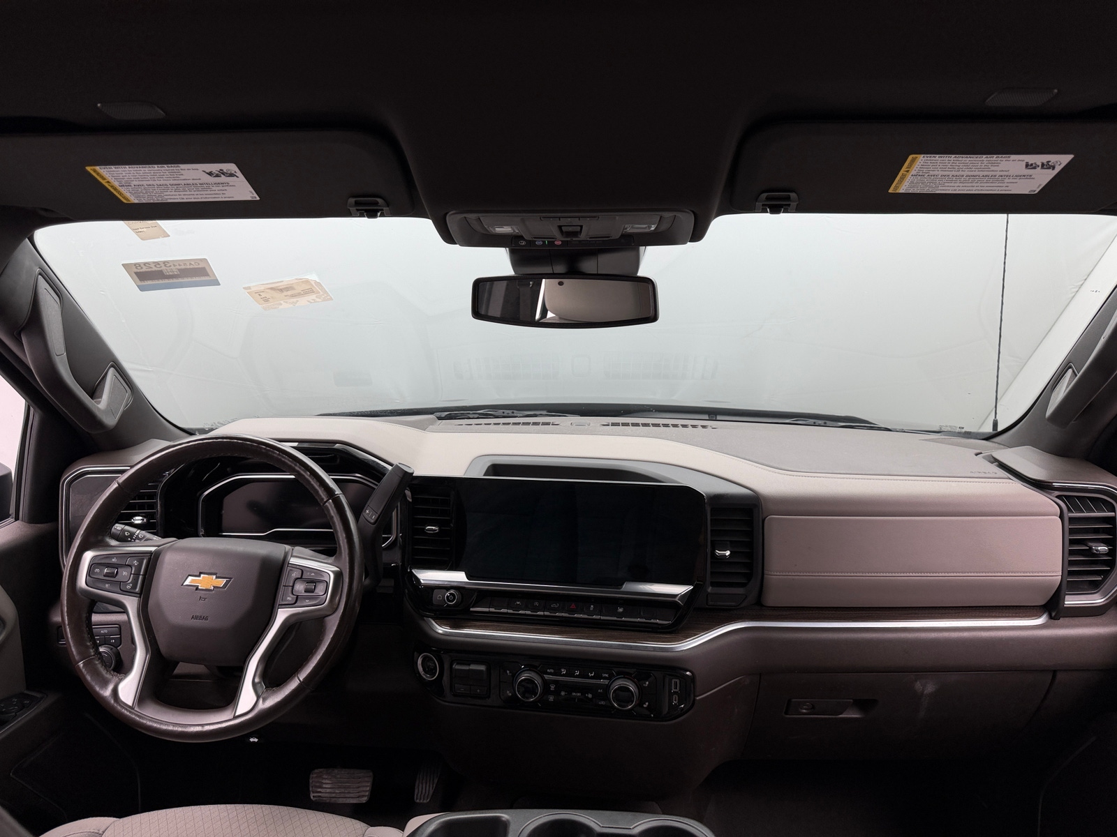 Thumbnail: 2022 Chevrolet Silverado 1500 - 3