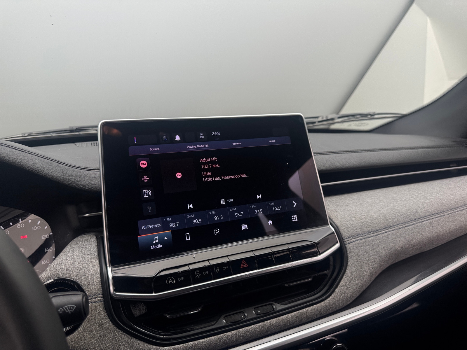 Thumbnail: 2023 Jeep Compass - 4