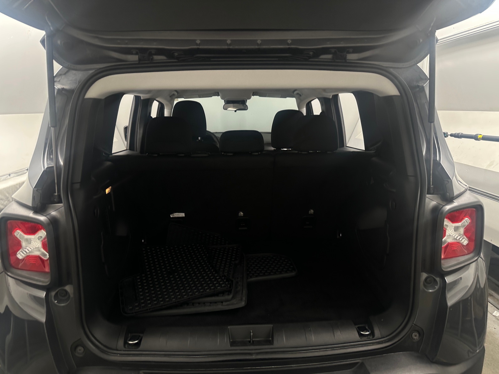 Thumbnail: 2023 Jeep Renegade - 7