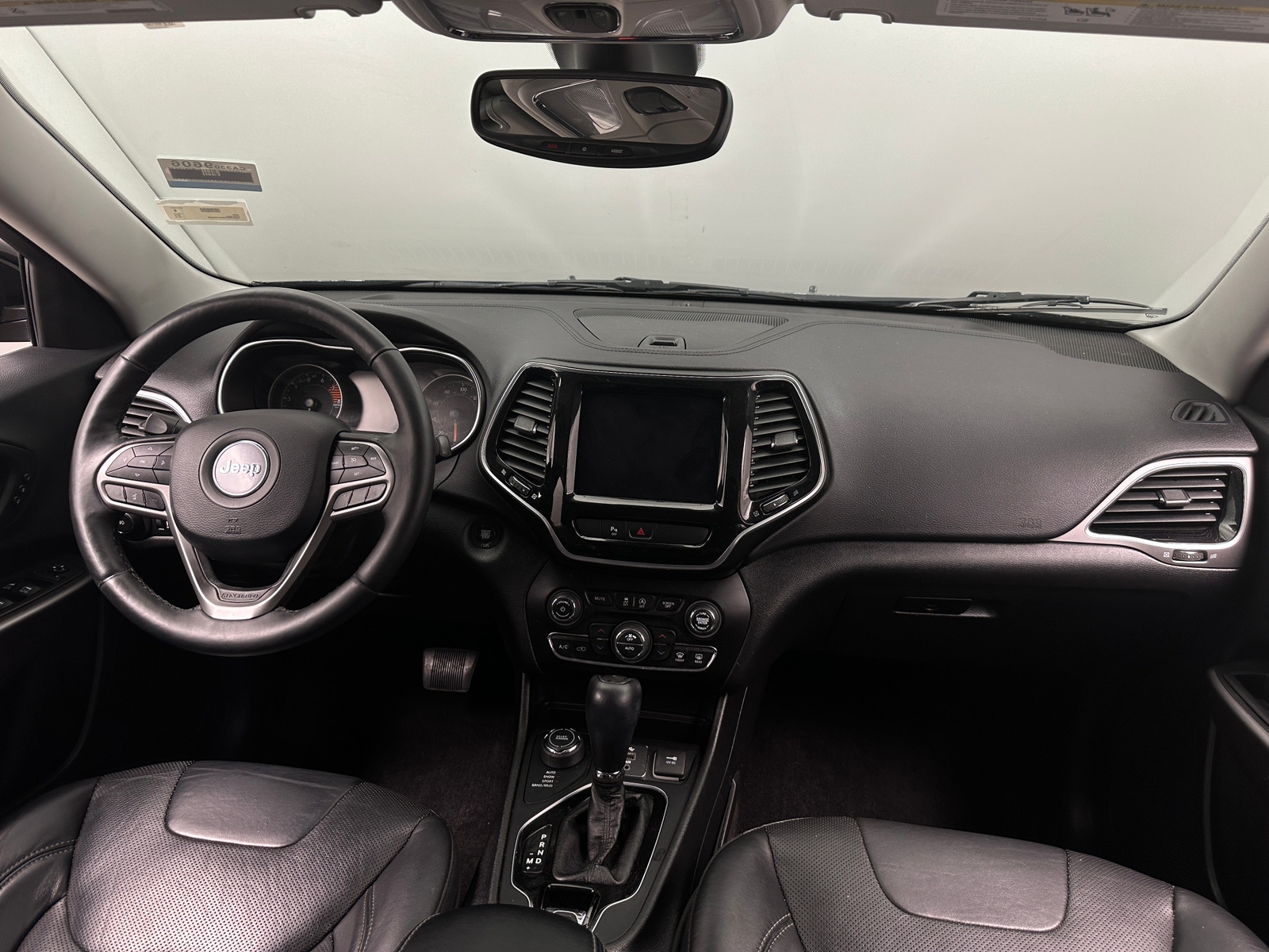 Thumbnail: 2019 Jeep Cherokee - 2
