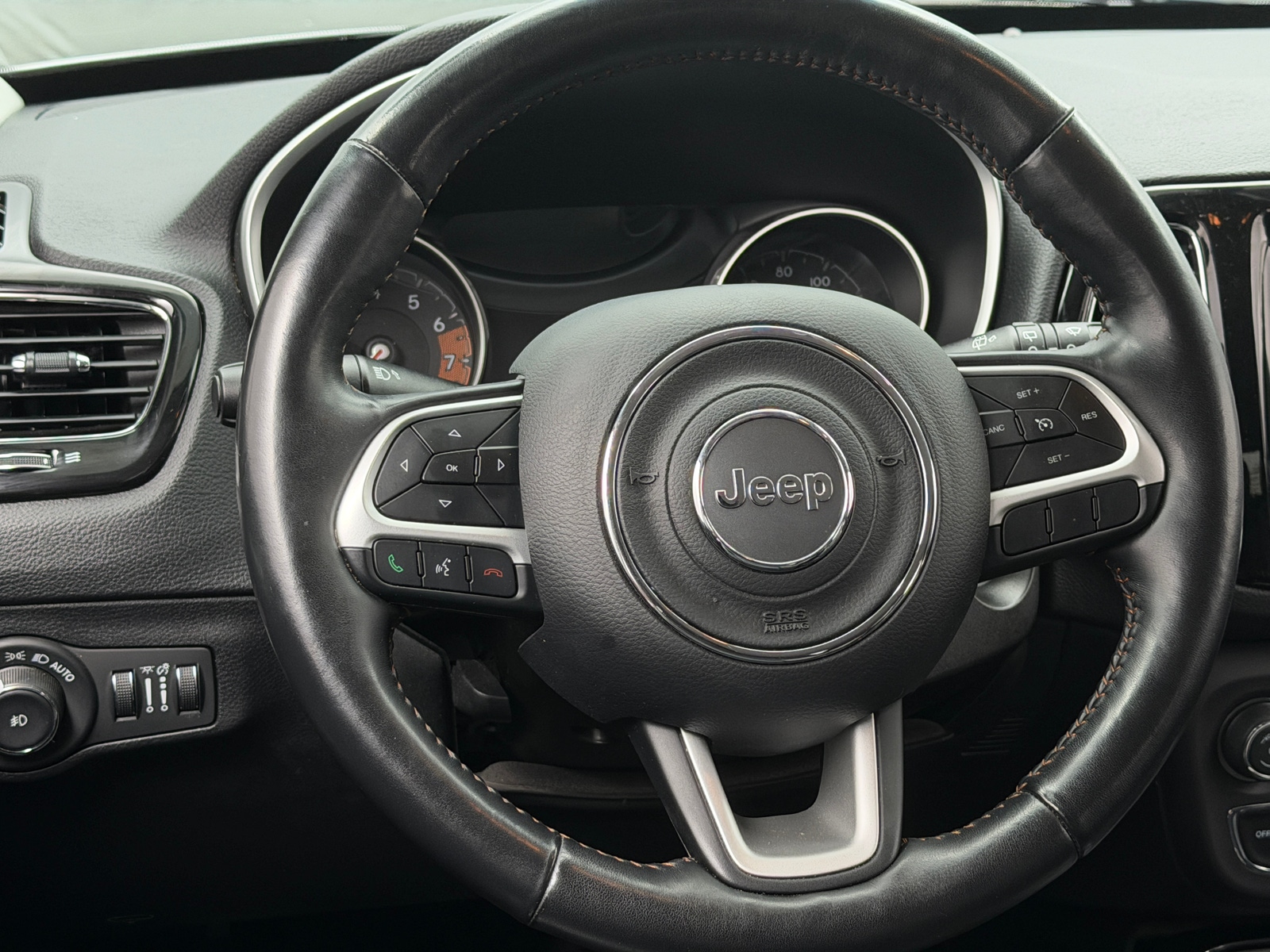 Thumbnail: 2019 Jeep Compass - 4