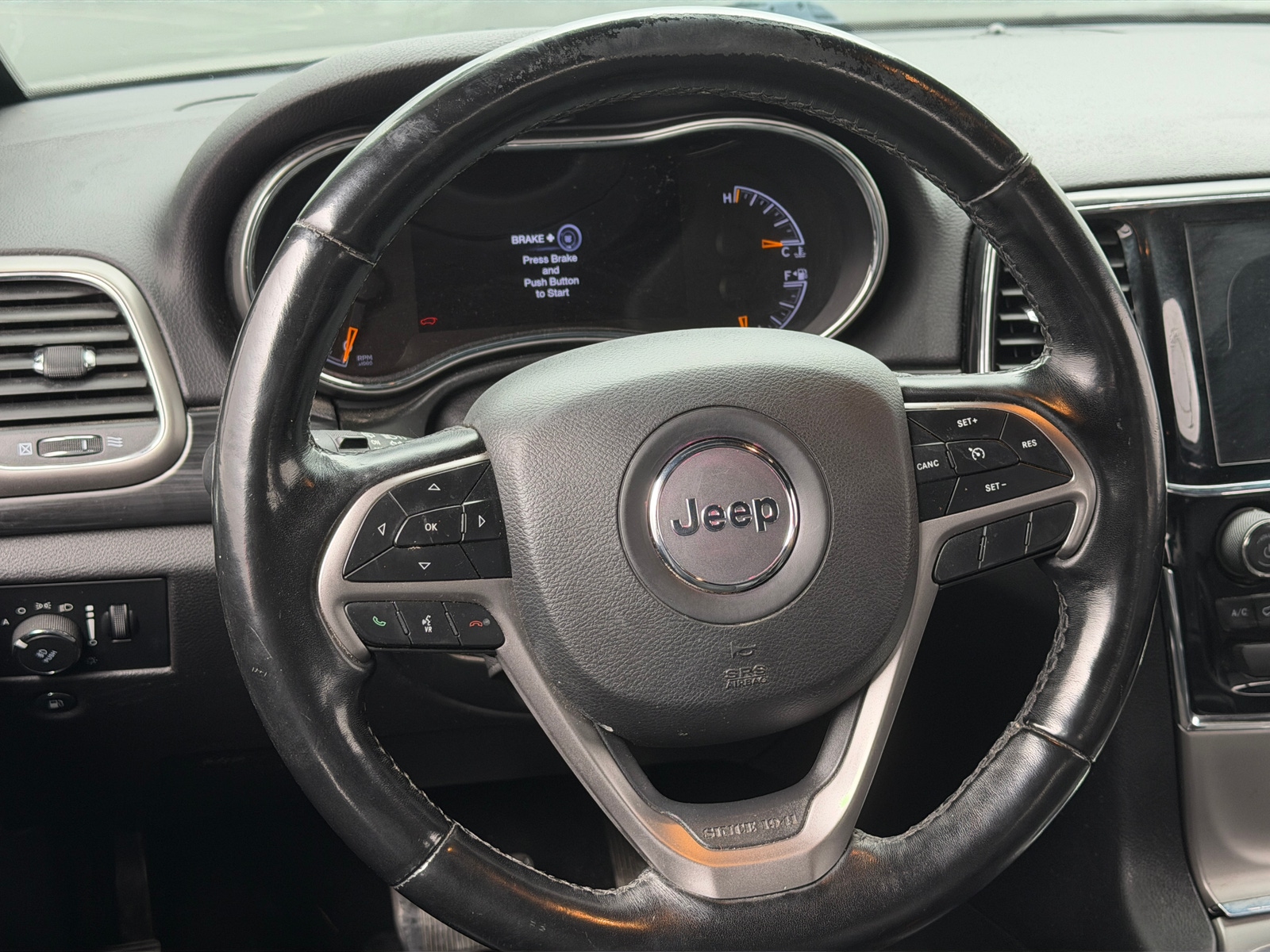 Thumbnail: 2020 Jeep Grand Cherokee - 4