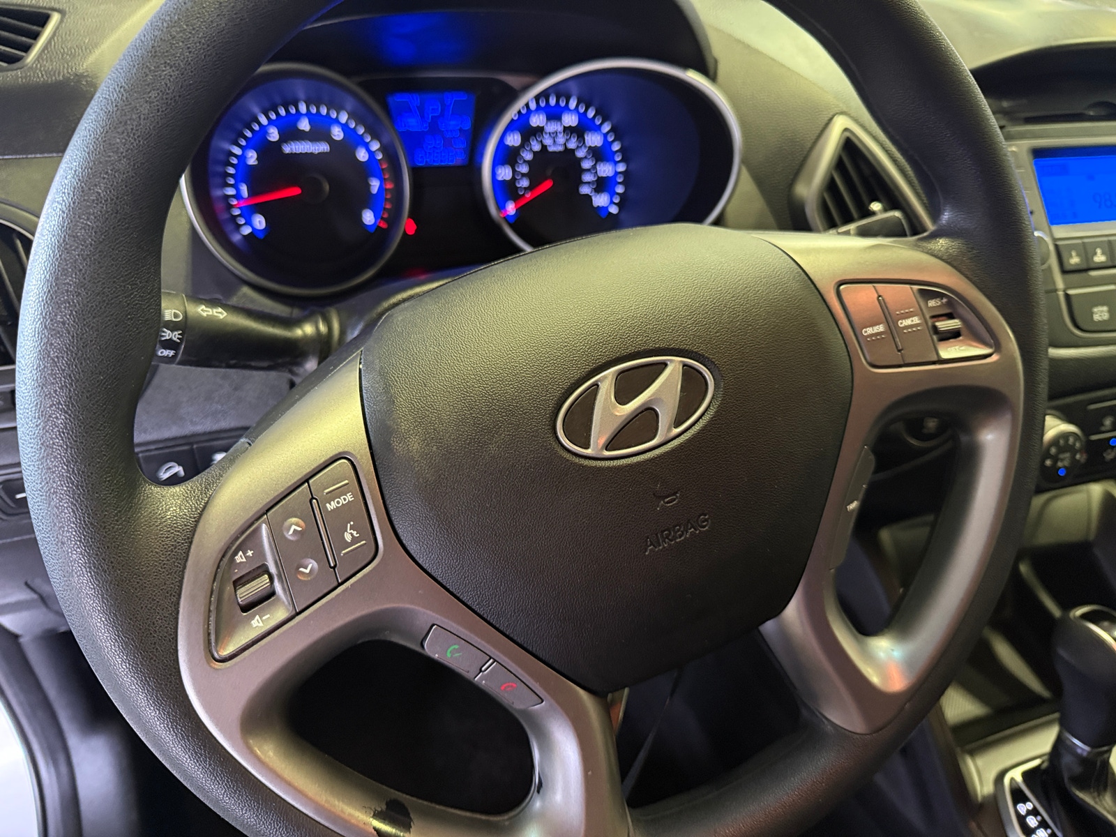 Thumbnail: 2015 Hyundai Tucson - 5